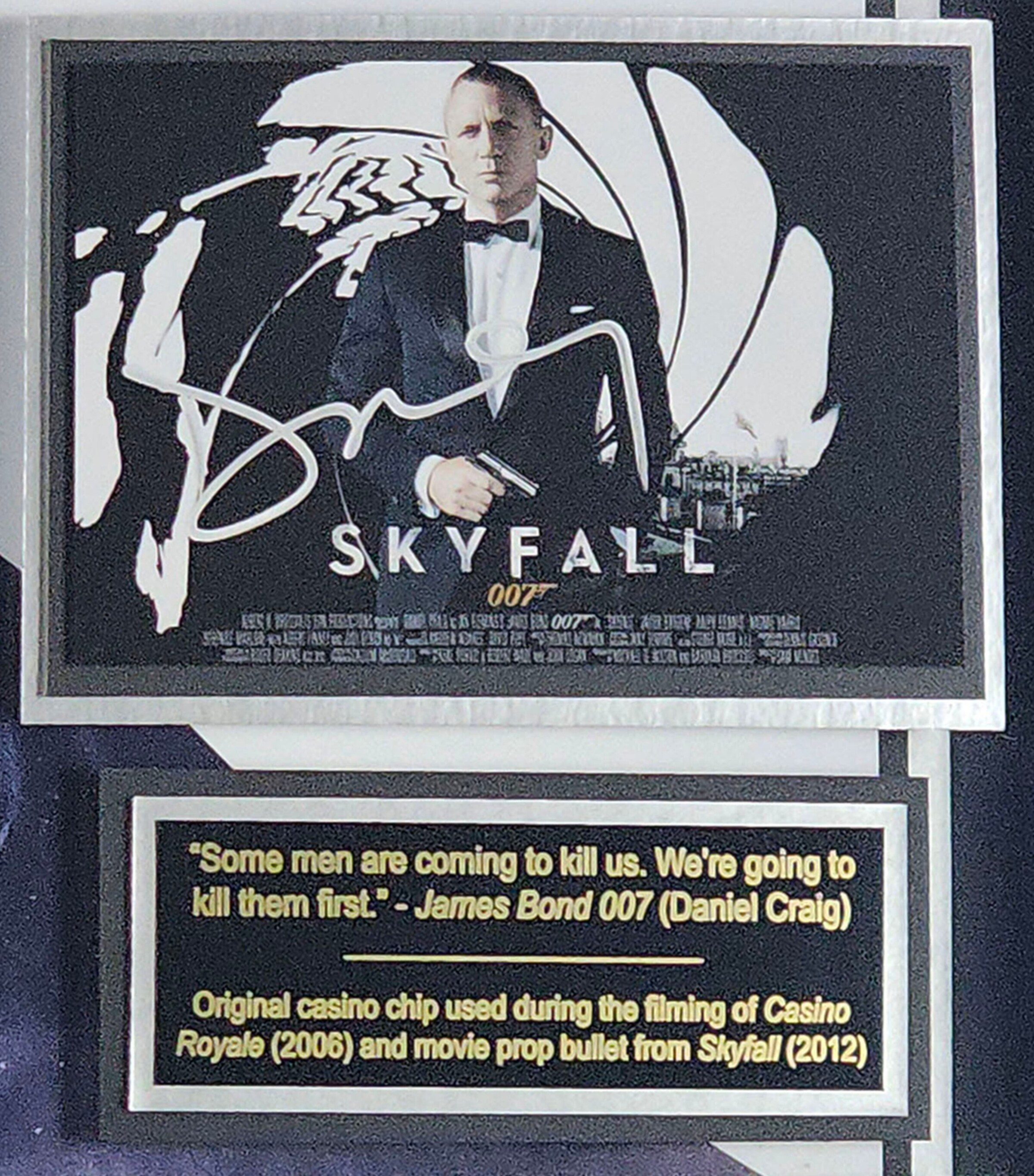 James Bond Skyfall Daniel Craig Signed Framed Display MULTI Image 2