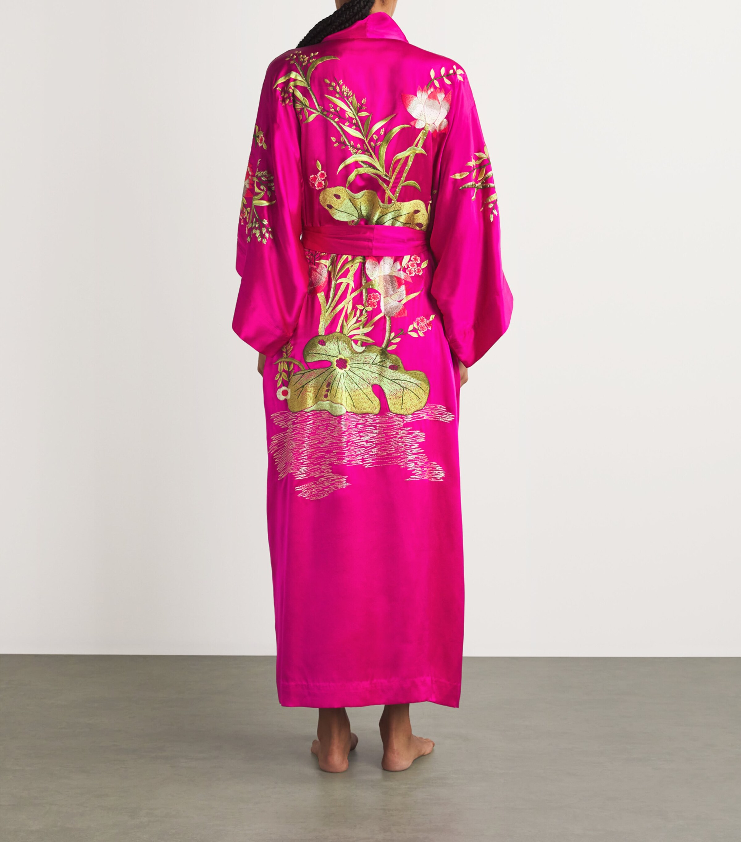 Natori Pink Silk Embroidered Lotus Robe | Harrods UK