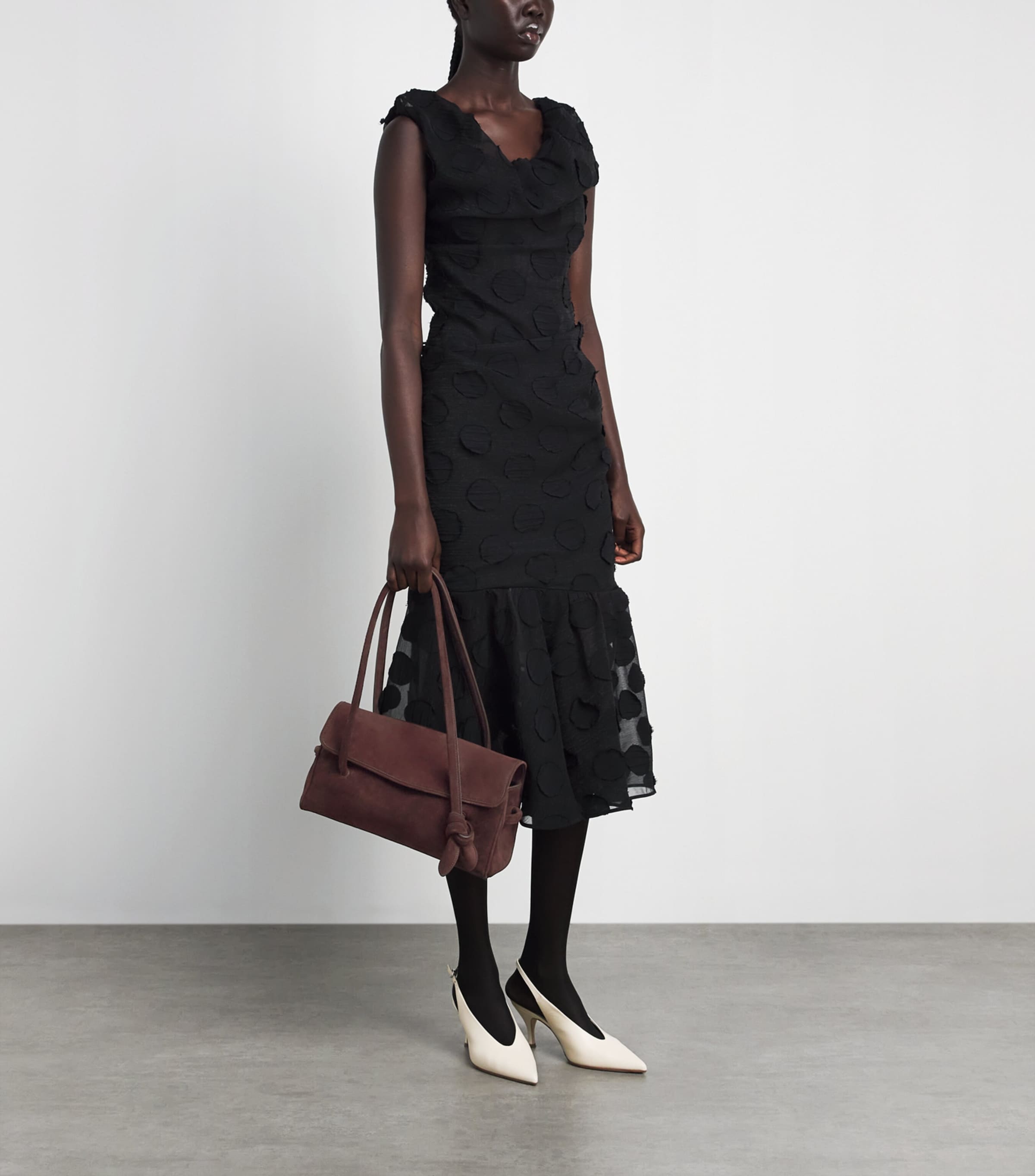 Jacquemus Leather Le Turismo Shoulder Bag Medium Brown Image 2