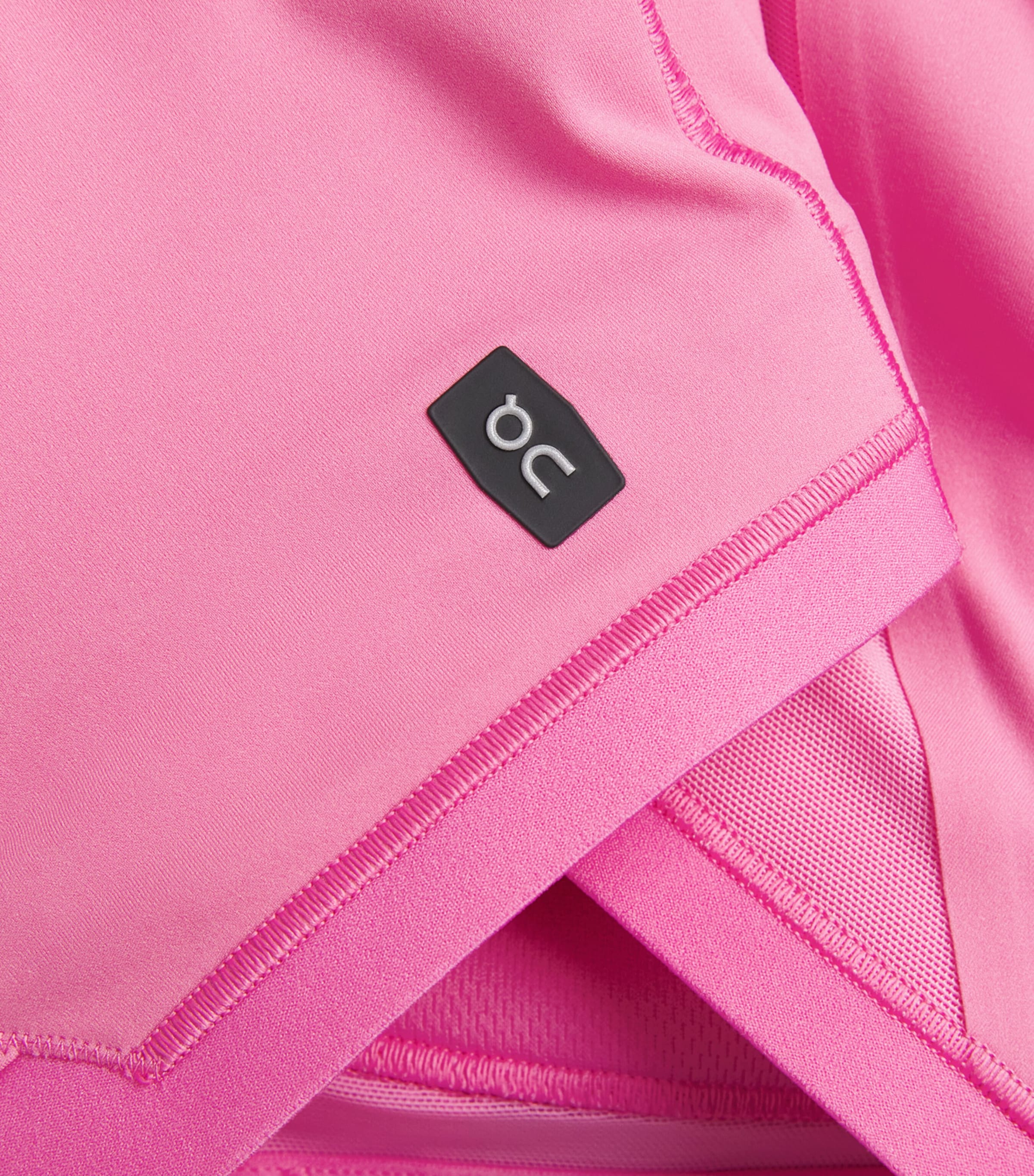 On Womens Train Bra Bubblegum Image 6
