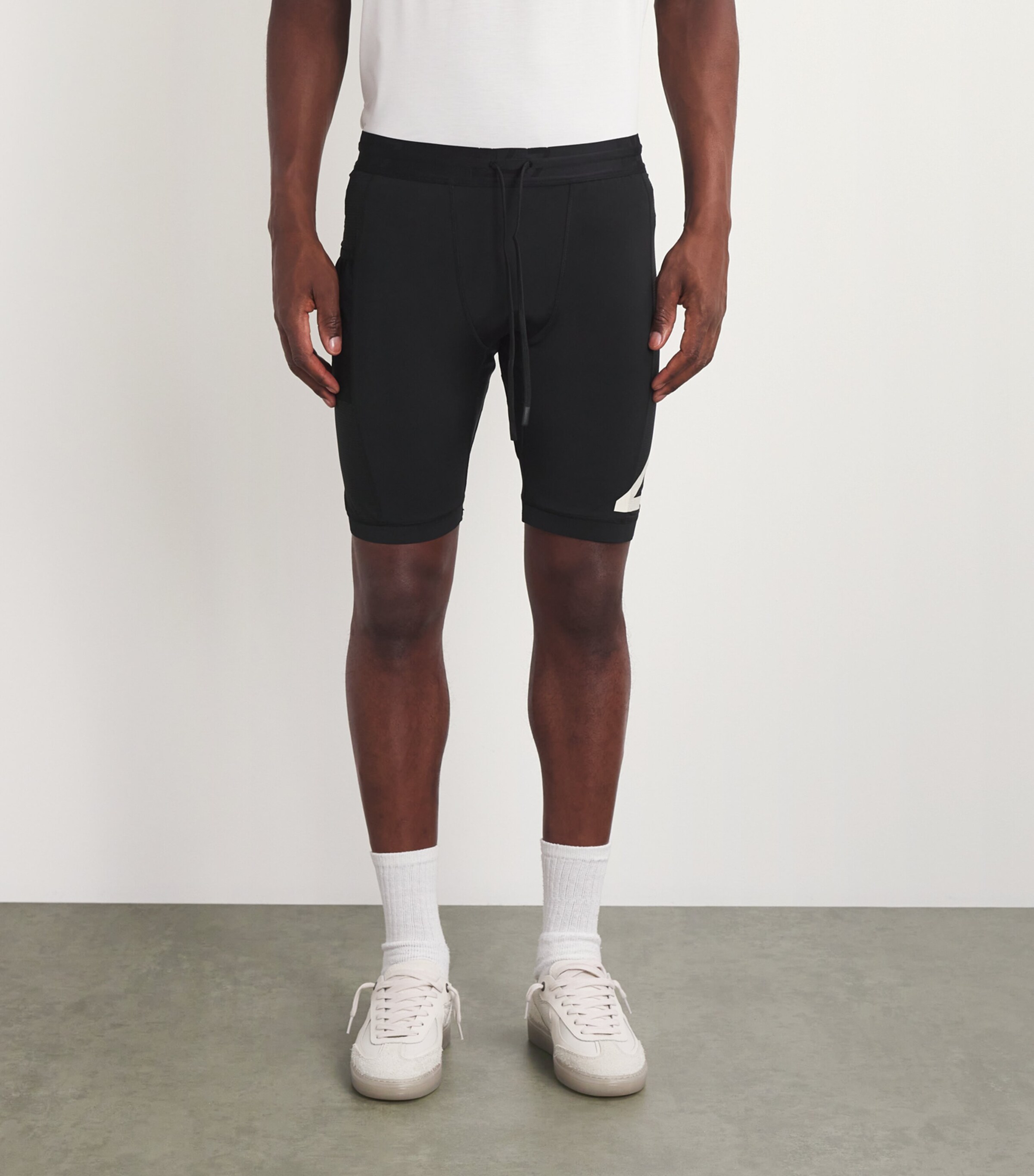 Represent 247 Mens Cargo Half Tight Shorts Jet Black Image 3