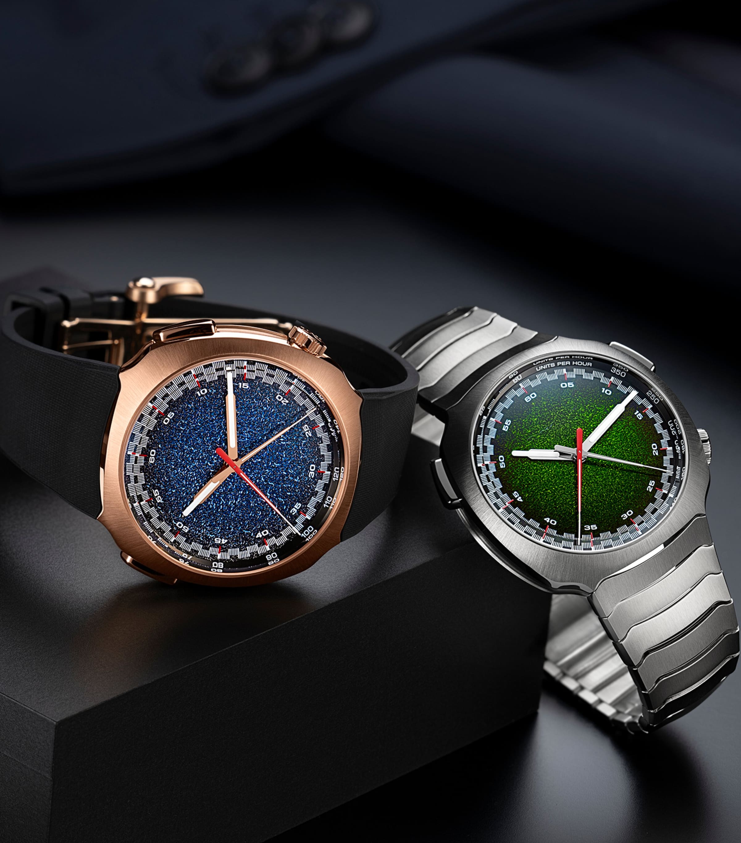 Stainless Steel Streamliner Flyback Watch 42.3mm GREEN Image 5