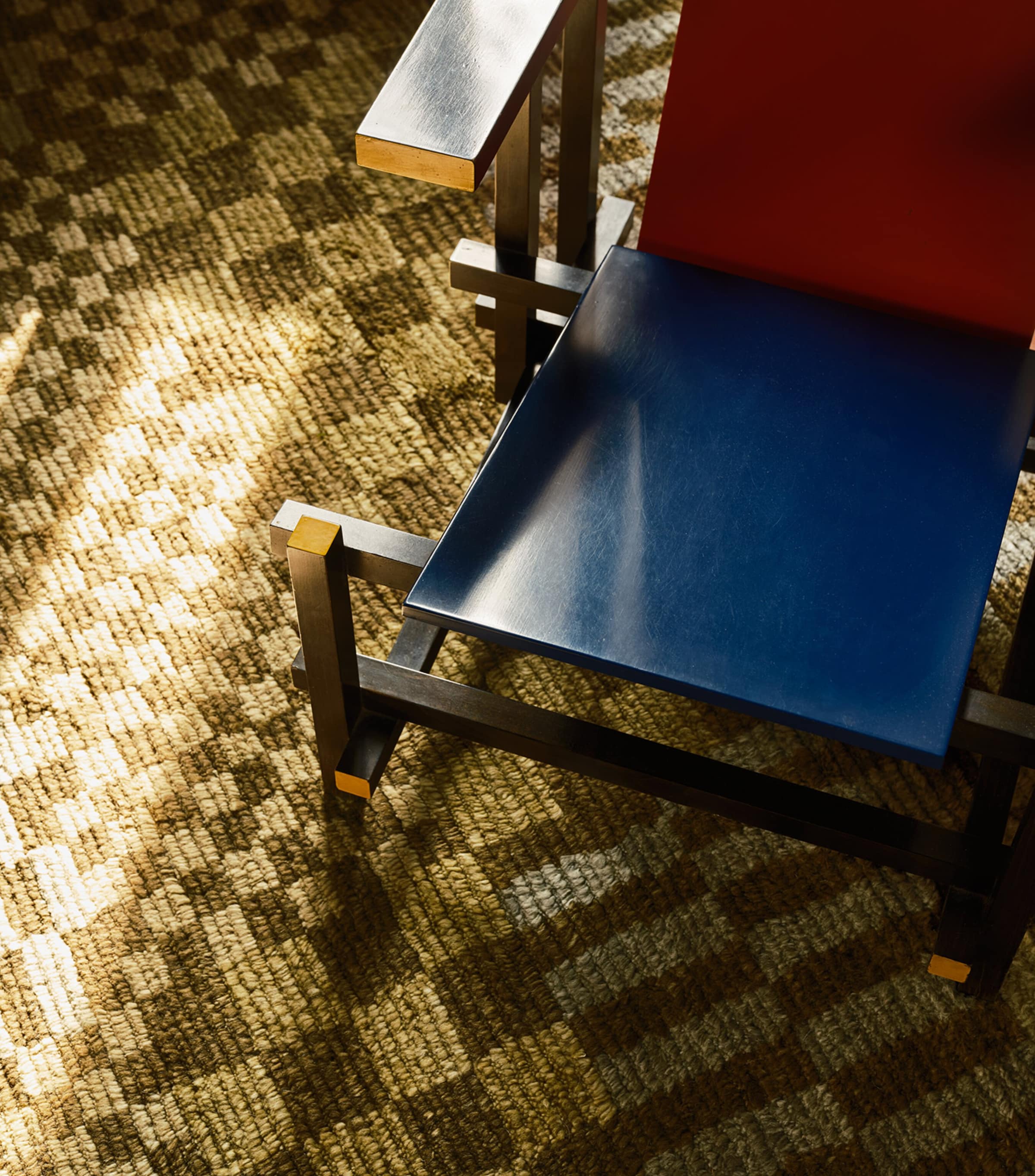 The Rug Company x Paul Smith Axis Lake (2.74 x 1.83m) Green Image 2