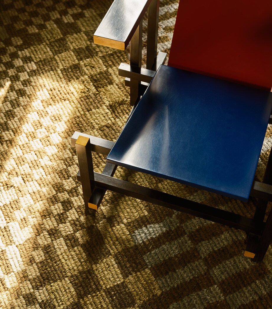 The Rug Company x Paul Smith Axis Lake (2.74 x 1.83m) Green Image 2