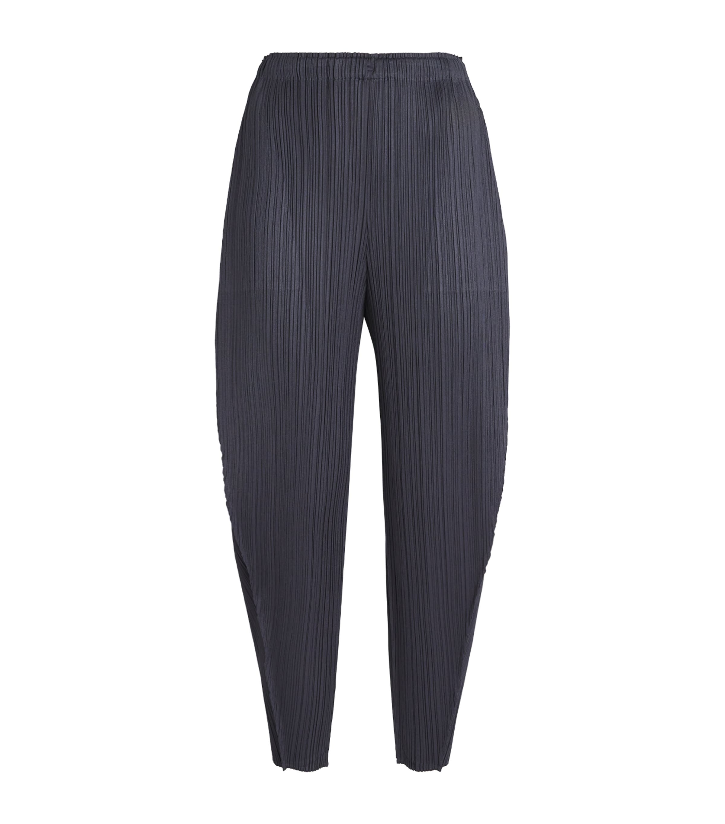 Issey Miyake Lantern Tapered Trousers In Grey