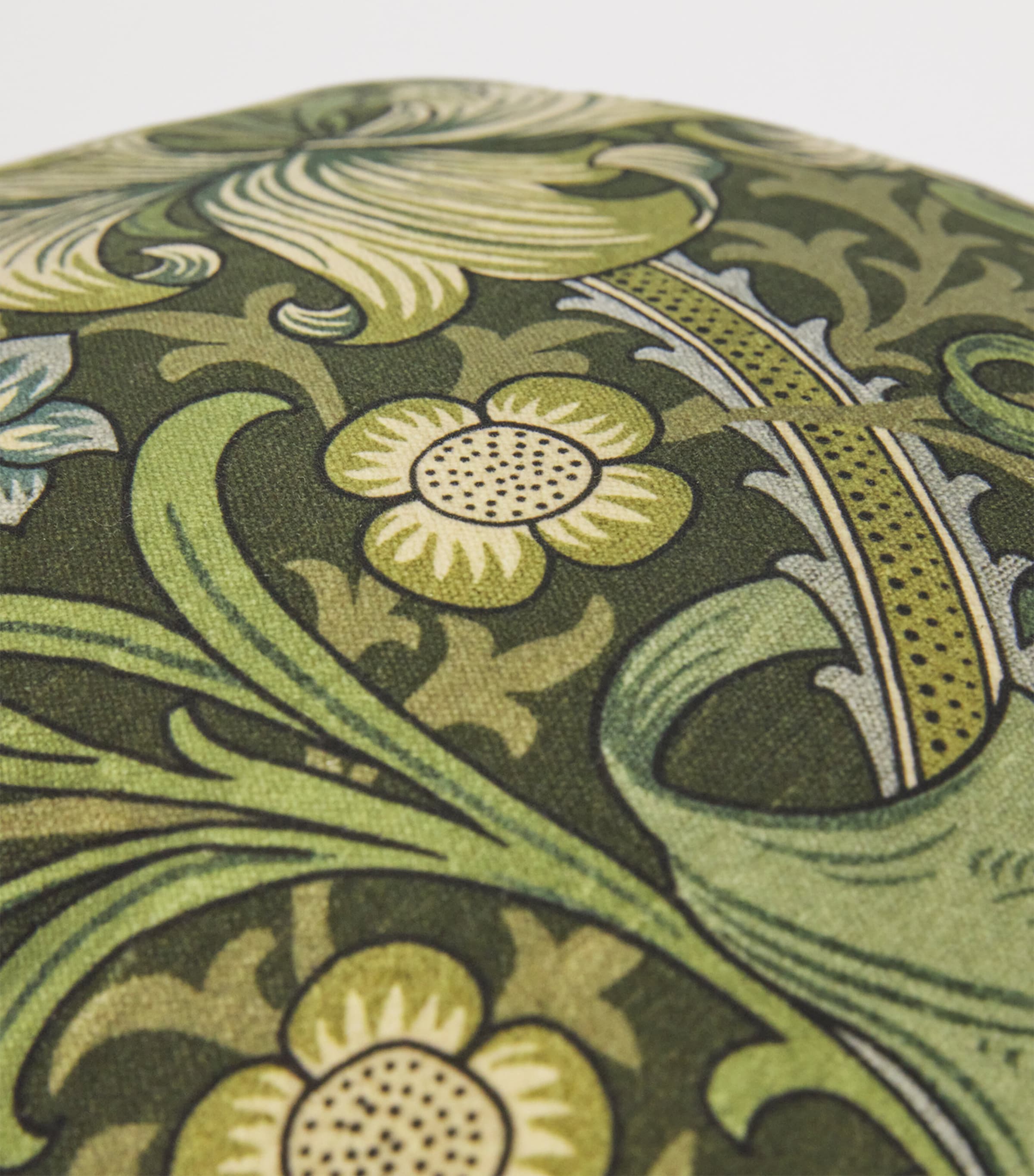 Velvet Golden Lily Cushion (40cm x 40cm) VERDE Image 3