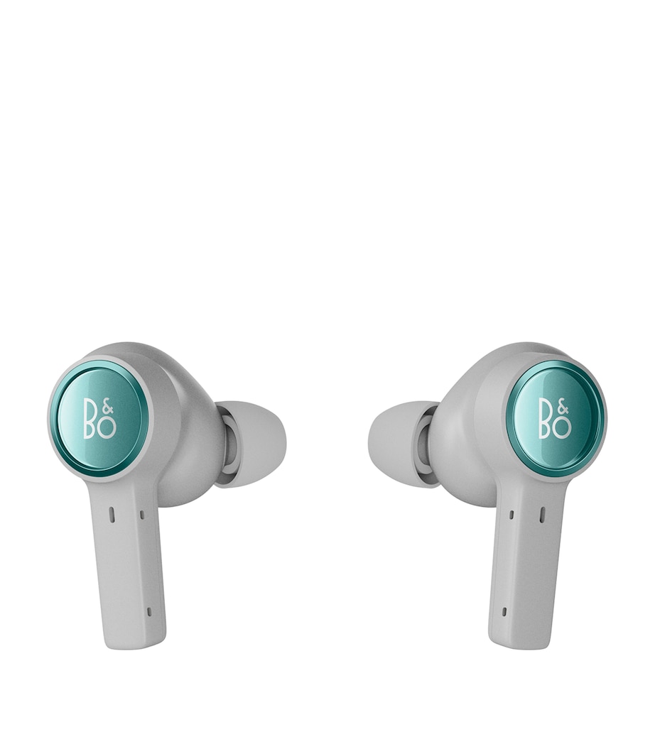 Beoplay Eleven Wireless Earbuds EUCALYPTUS GREEN Image 4