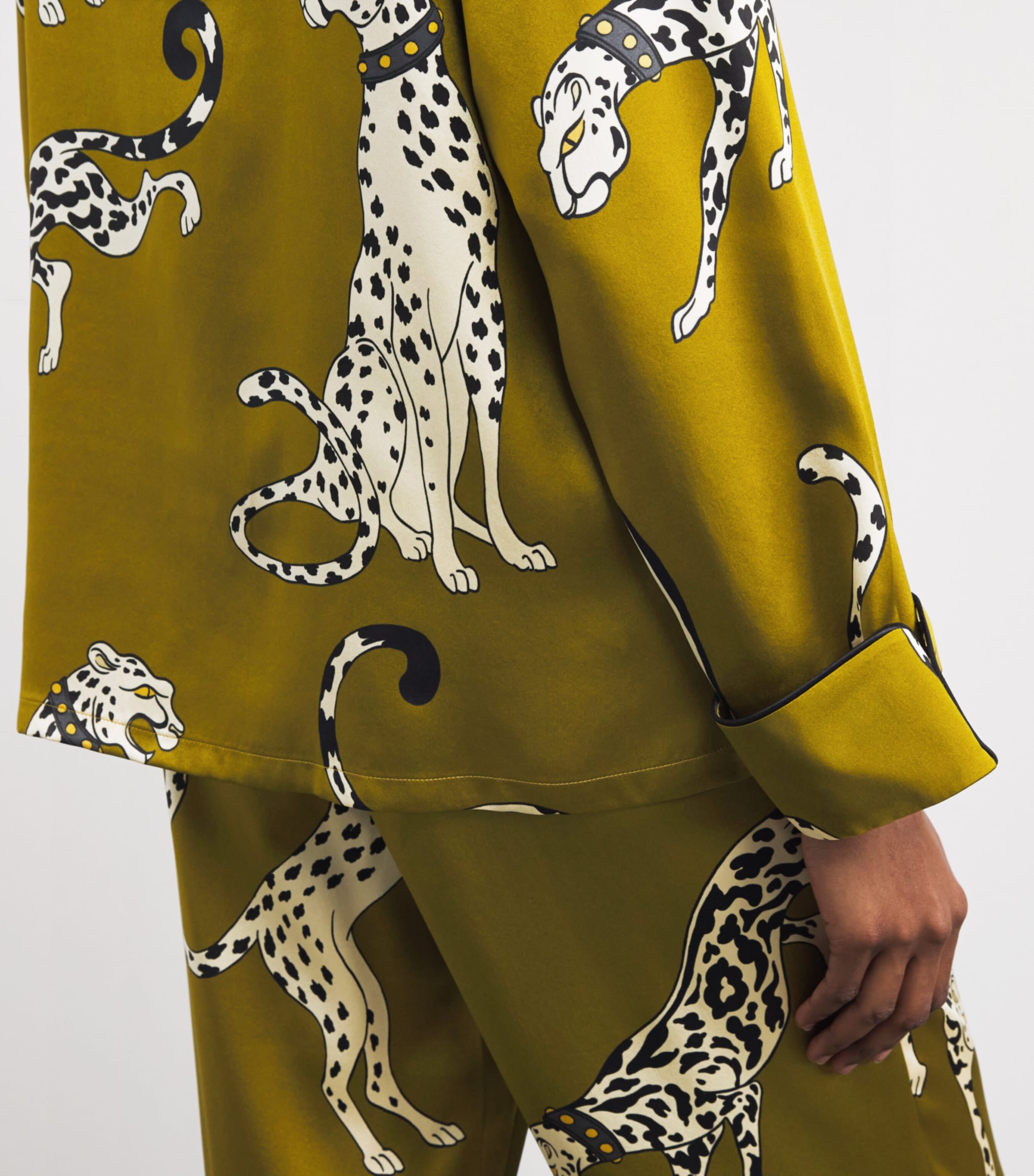 Silk Cheetah Lila Pyjama Set CHANSON Image 6