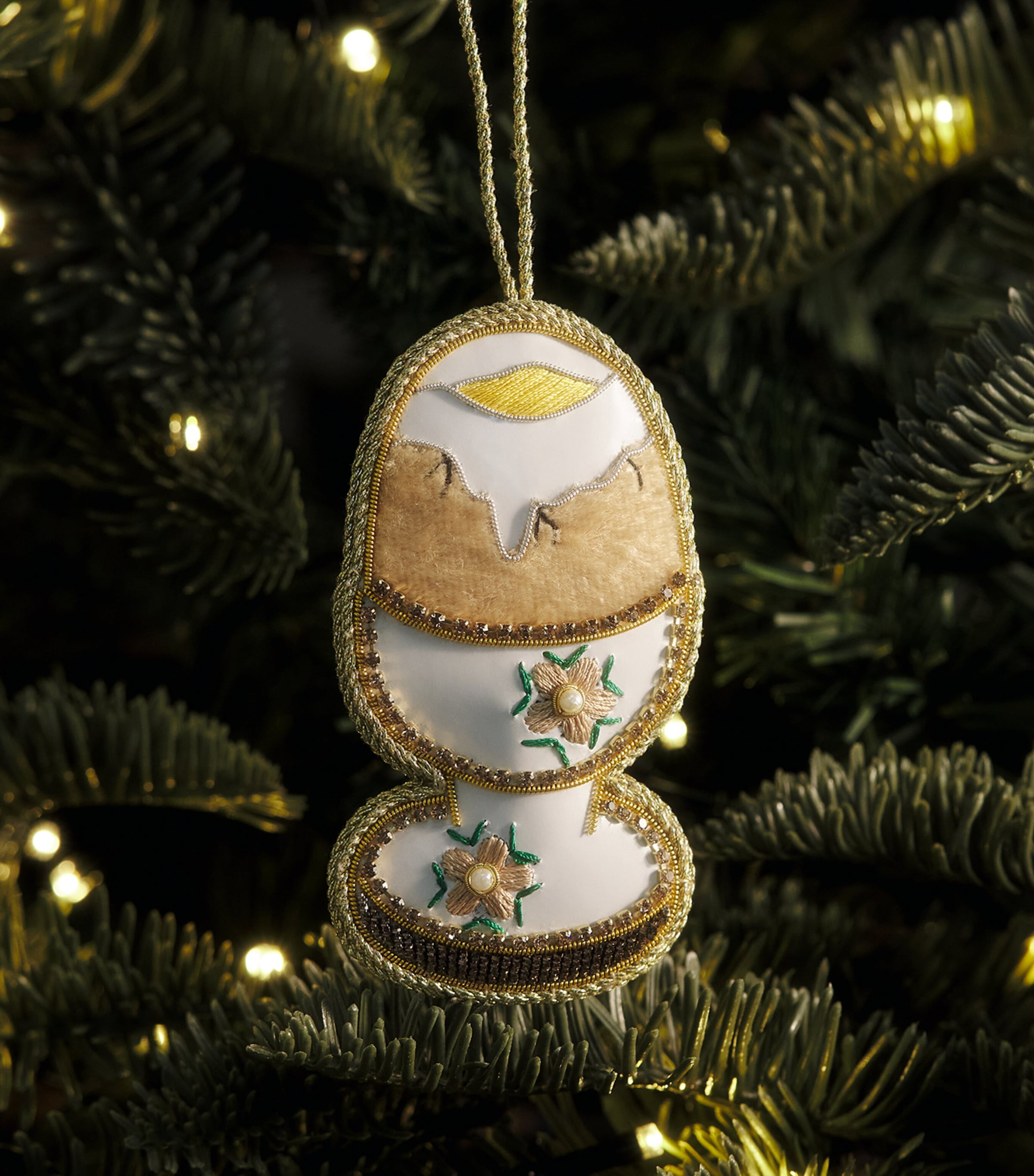 Tinker Tailor Dippy Egg Tree Decoration Champgne/yllw/whte Image 3