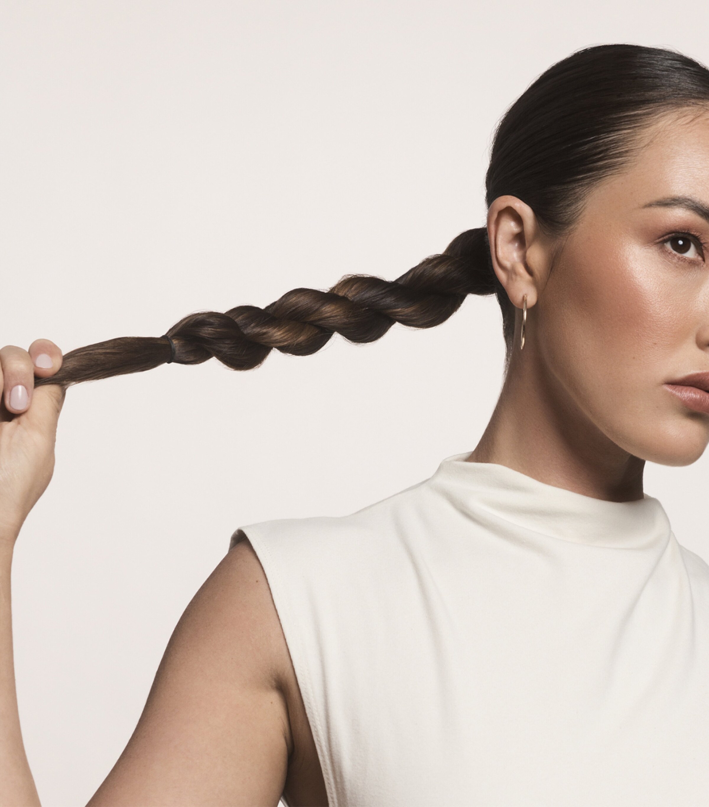 No Frizz Smooth Styling Spray (198ml) NO COLOUR Image 3