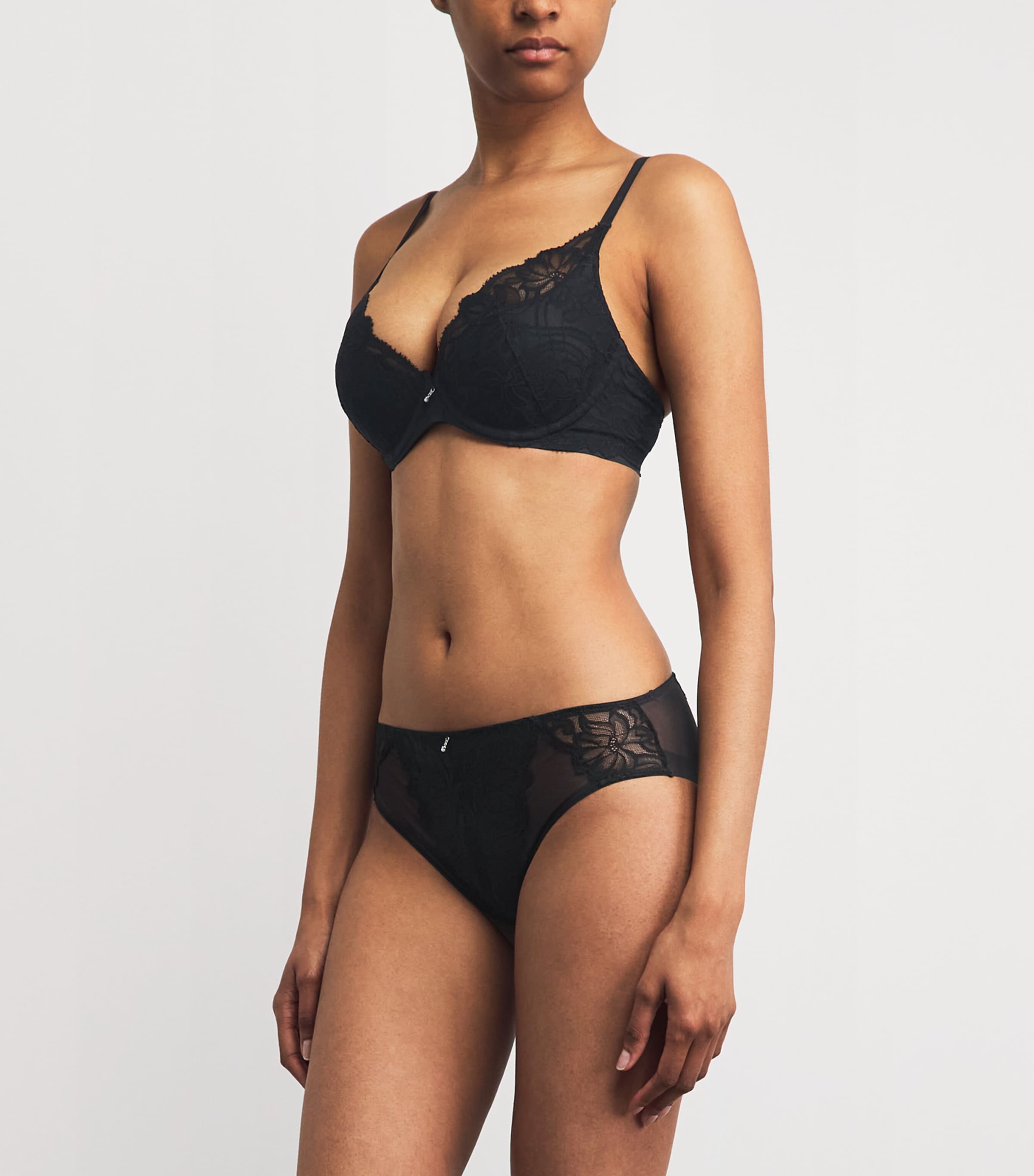 Simone Perele Womens Lace Intrigue Plunge Push-Up Bra Noir Image 2