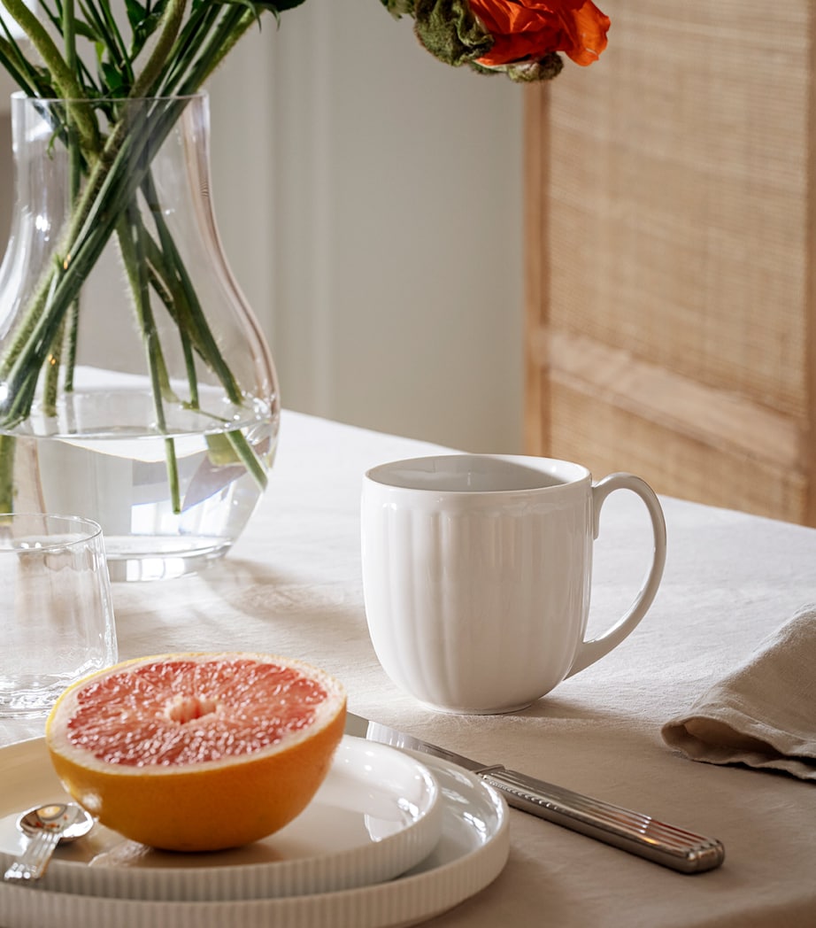 Set of 2 Porcelain Bernadotte Mugs WHITE Image 2