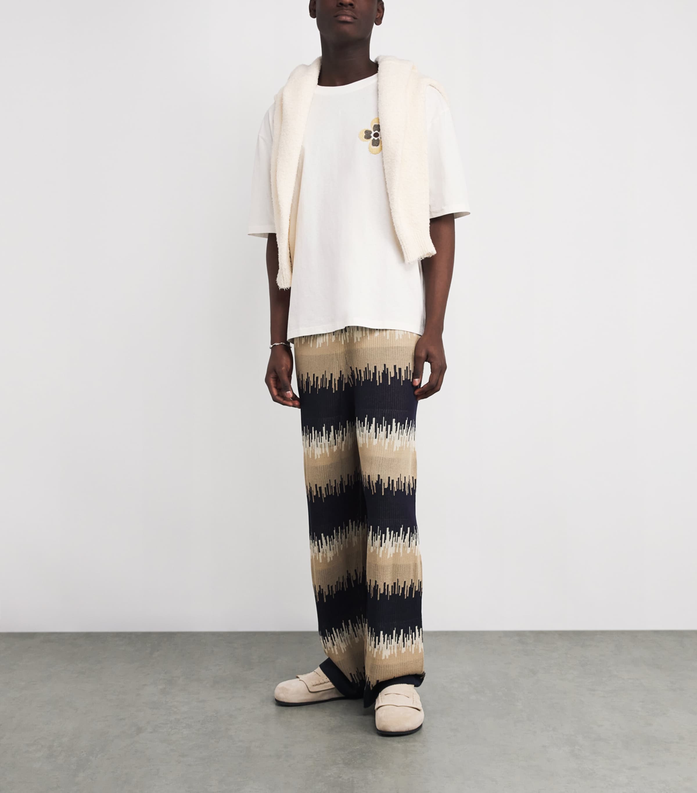 Cotton Floral Embroidery T-Shirt WHITE Image 2