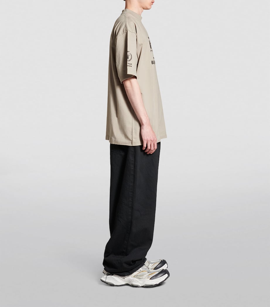 Balenciaga Mens x World Food Programme Oversized T-Shirt Image 5
