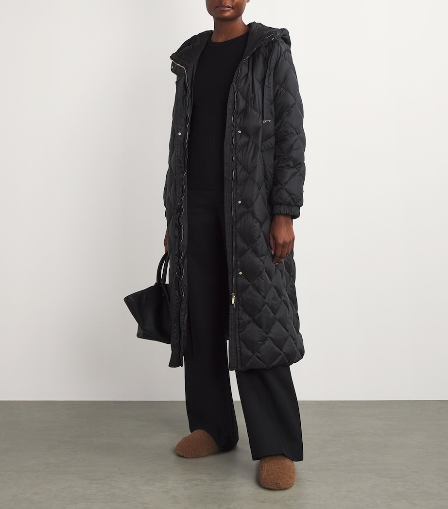 Max Mara Womens Quilted Trefel Coat Black Image 2