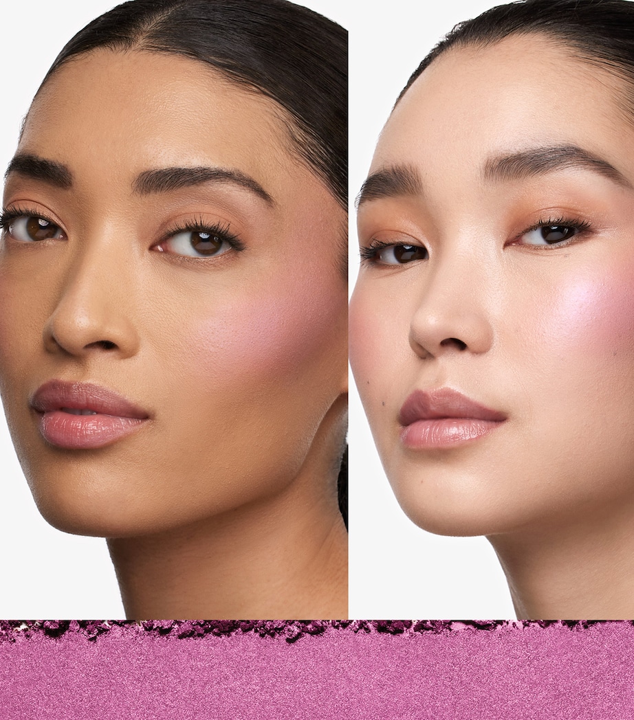 NARS Light Reflecting Luminizing Blush Push It Image 3