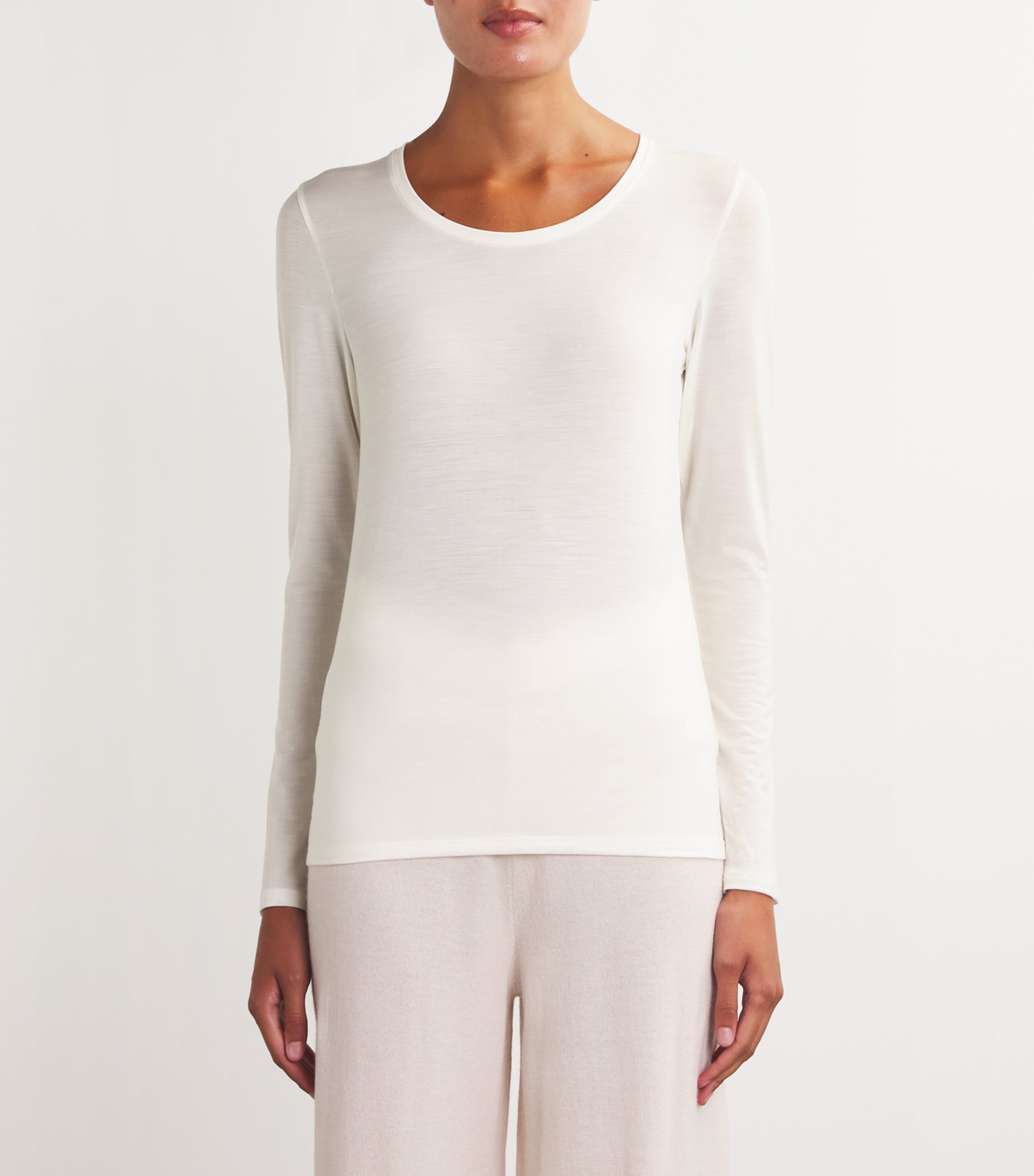 Falke Womens Long-Sleeve Daily ClimaWool T-Shirt Off White Image 3
