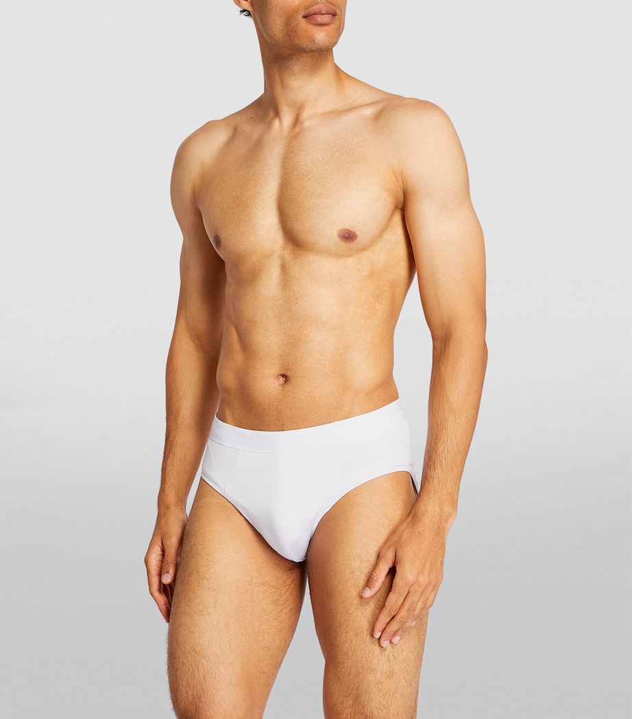 Derek Rose Mens Micro Modal Briefs White Image 2