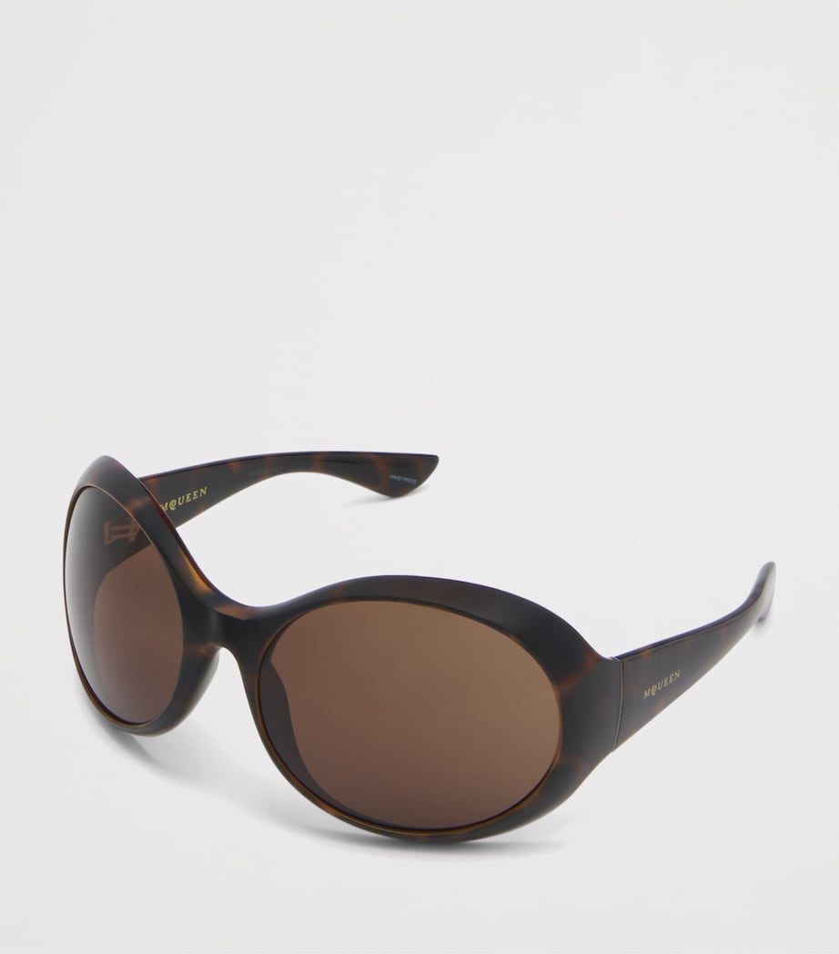McQueen Round Kate Sunglasses Image 4