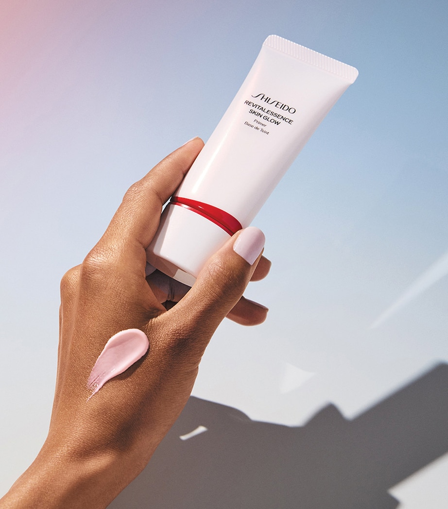 Revitalessence Skin Glow Primer NO COLOUR Image 2