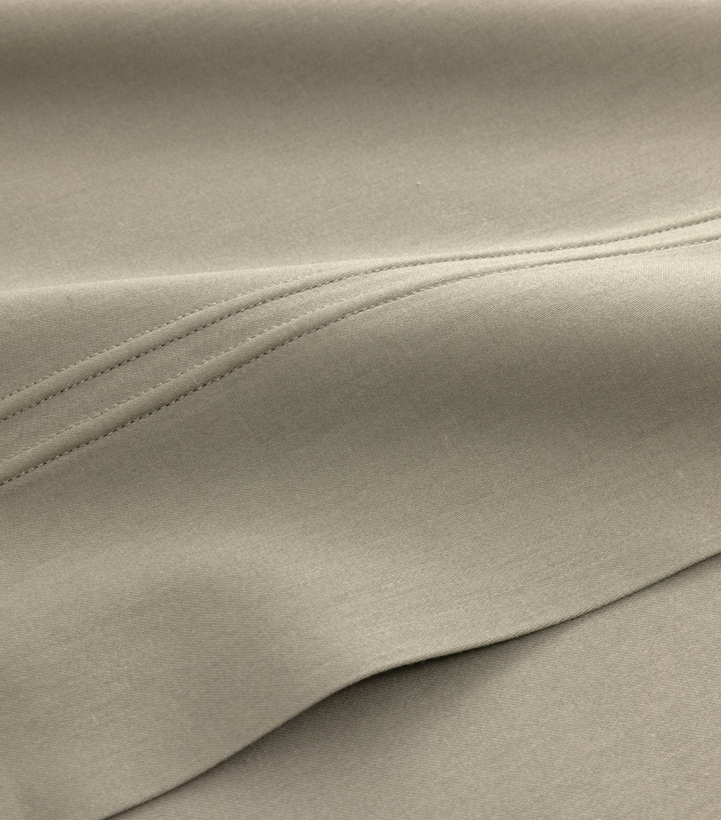 Yves Delorme Triomphe Kaki Double Flat Sheet (240cm x 295cm) Kaki Image 3