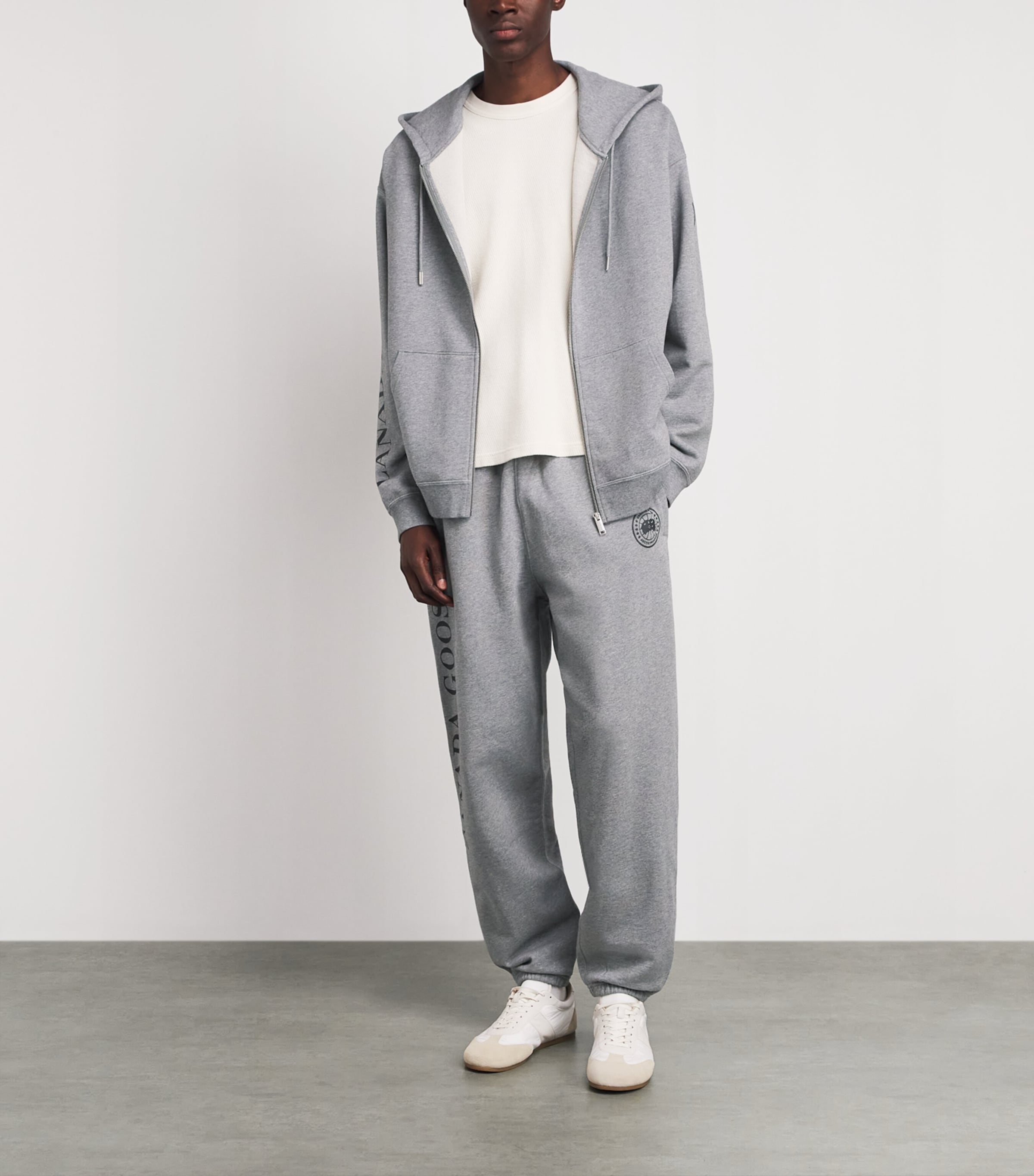 Canada Goose Mens Organic Cotton Printed Rove Sweatpants Stone Heather Image 2