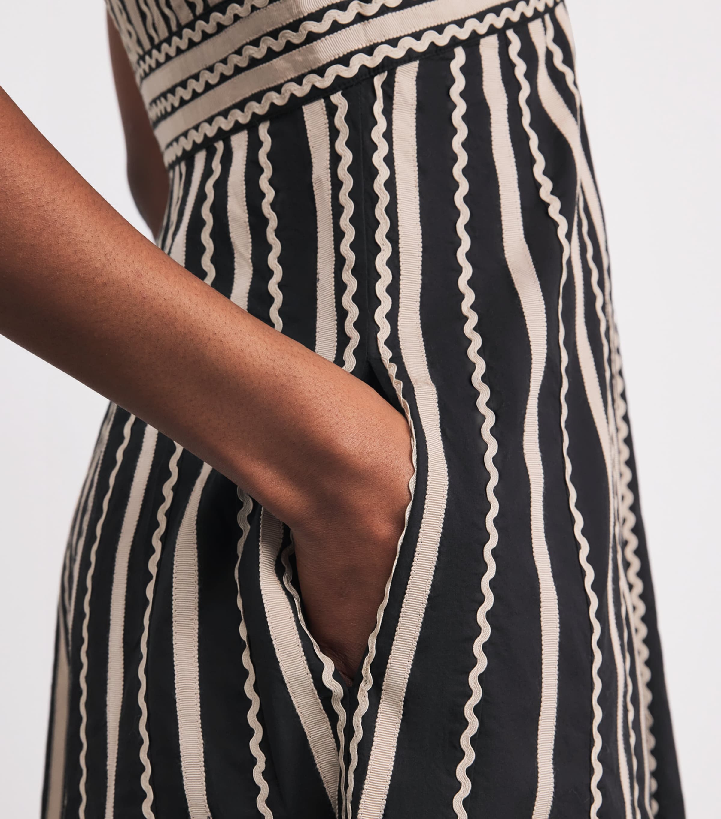 Cotton Palermo Midi Dress NOIR Image 4