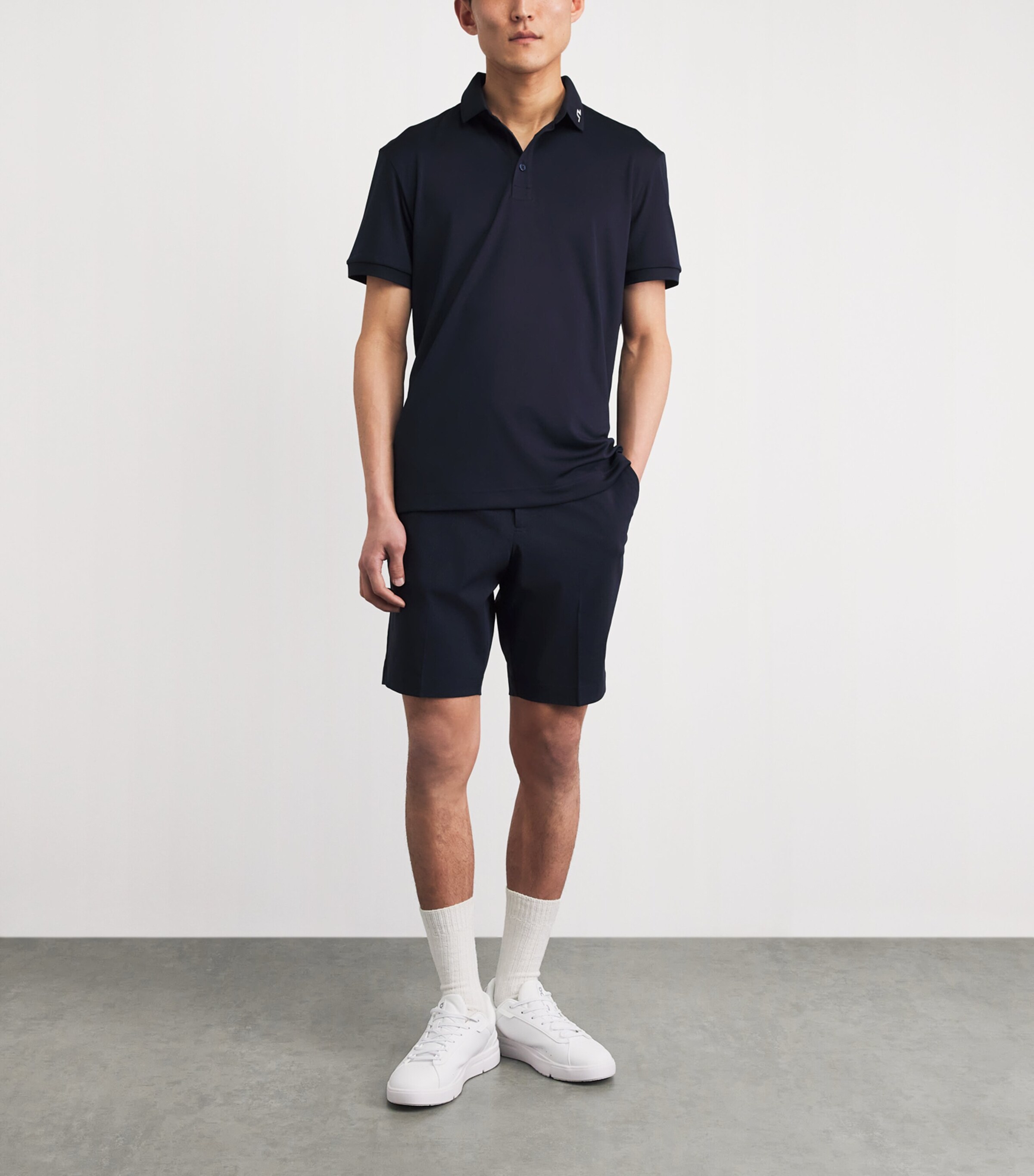 J Lindeberg Mens Vent Shorts Jl Navy Image 2