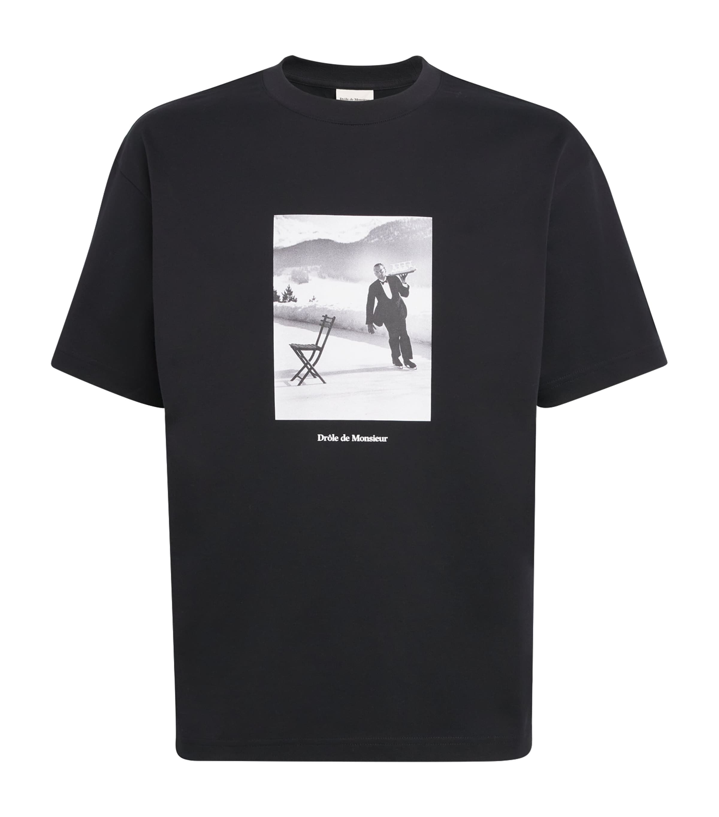 Drôle De Monsieur Cotton Waiter On Skates T-shirt In Black