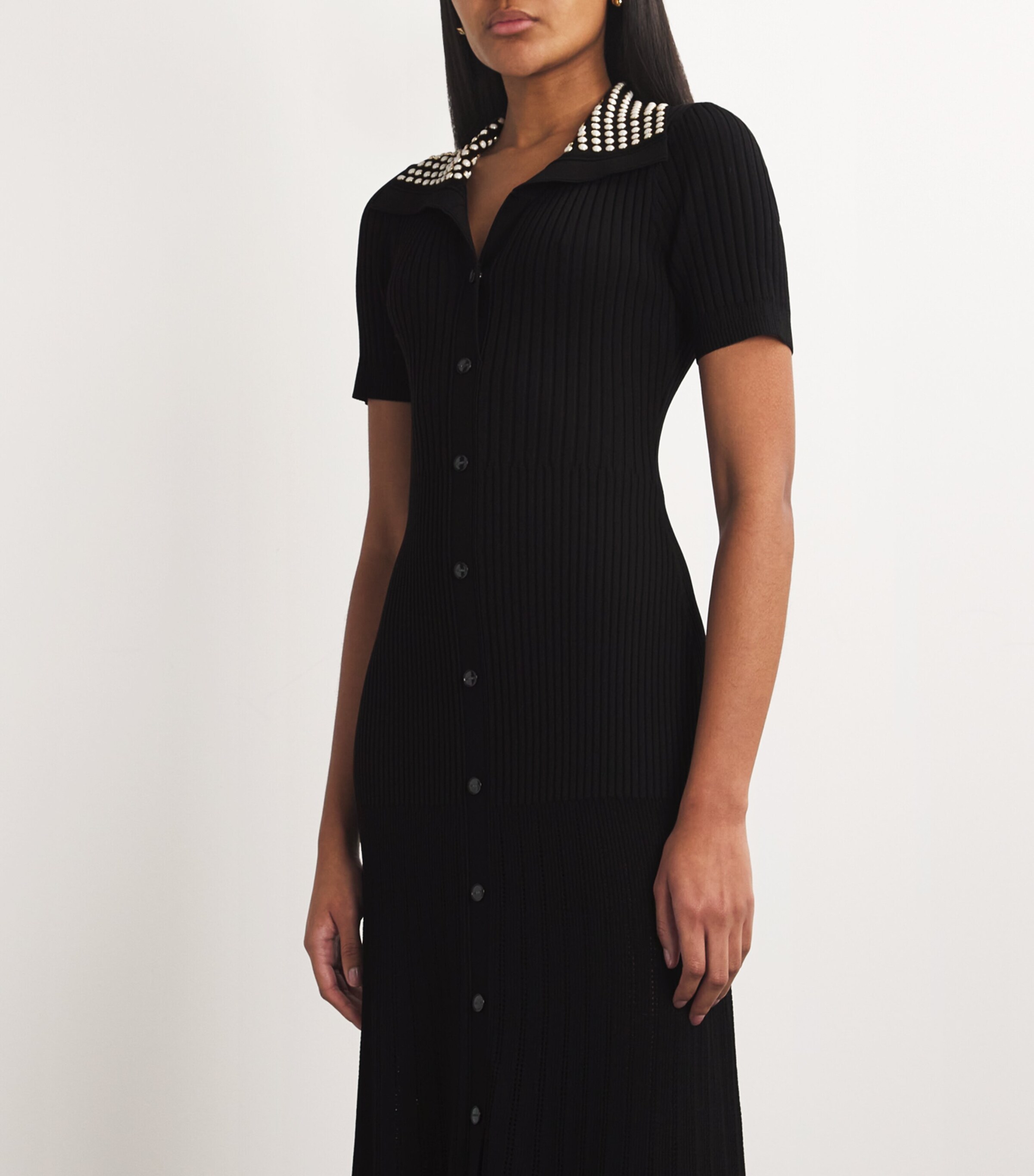 SANDRO Élise Sculpted Ribbed Knit Midi Dress – Ivory