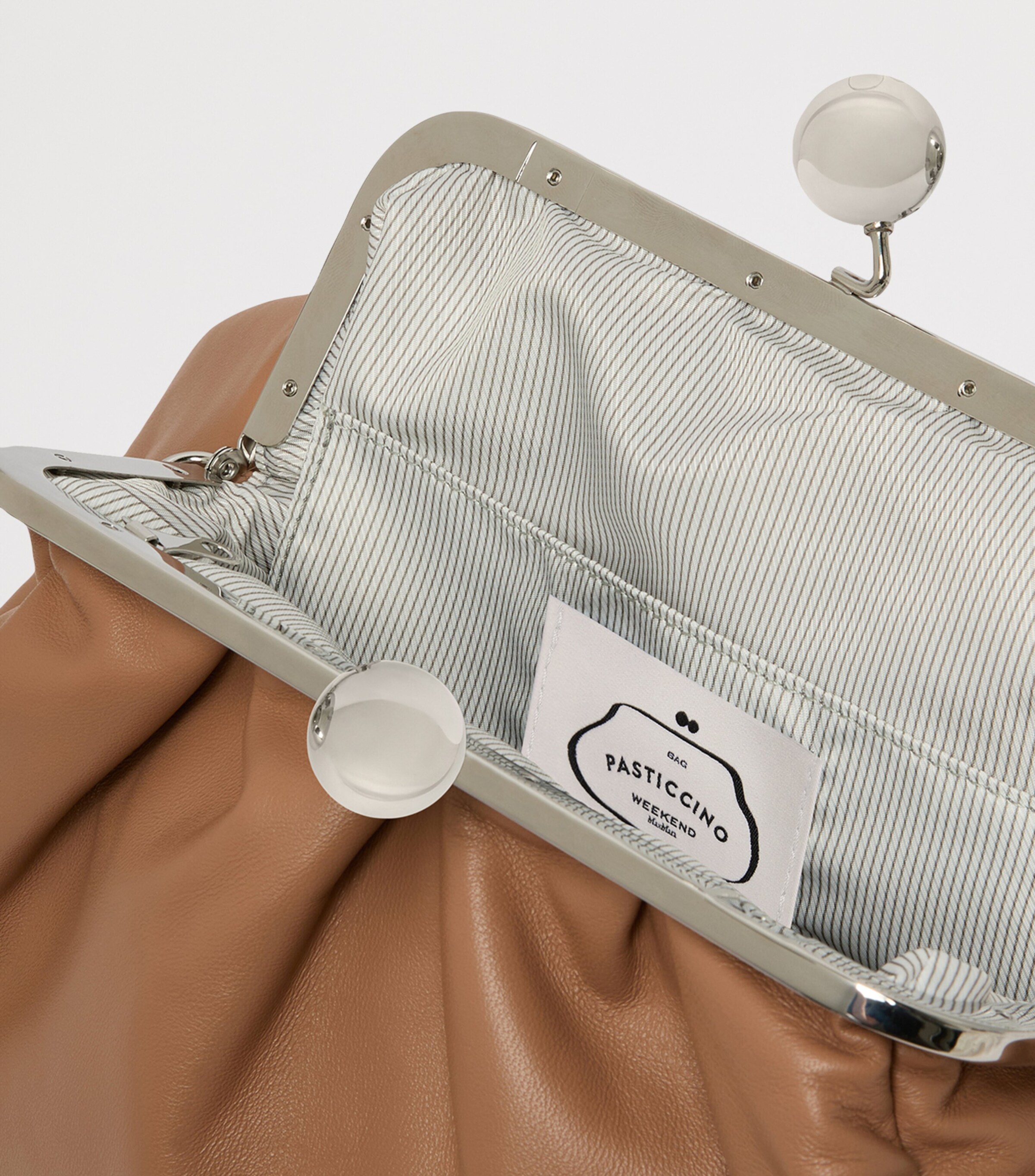 Weekend Max Mara Medium Leather Pasticcino Clutch Bag Nudo Image 6
