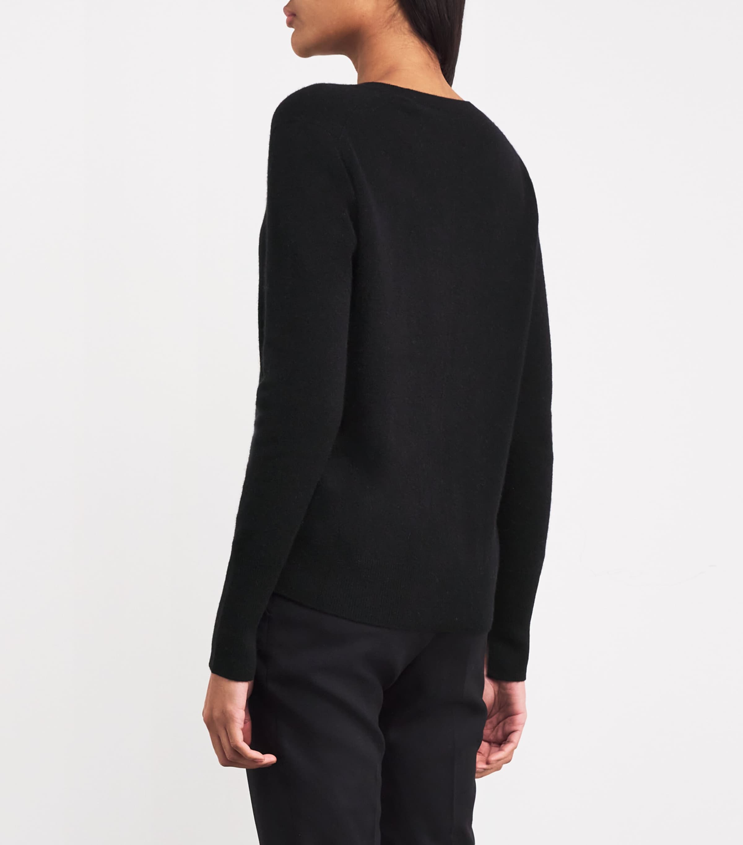 Cashmere V-Neck Sweater BLACK Image 4
