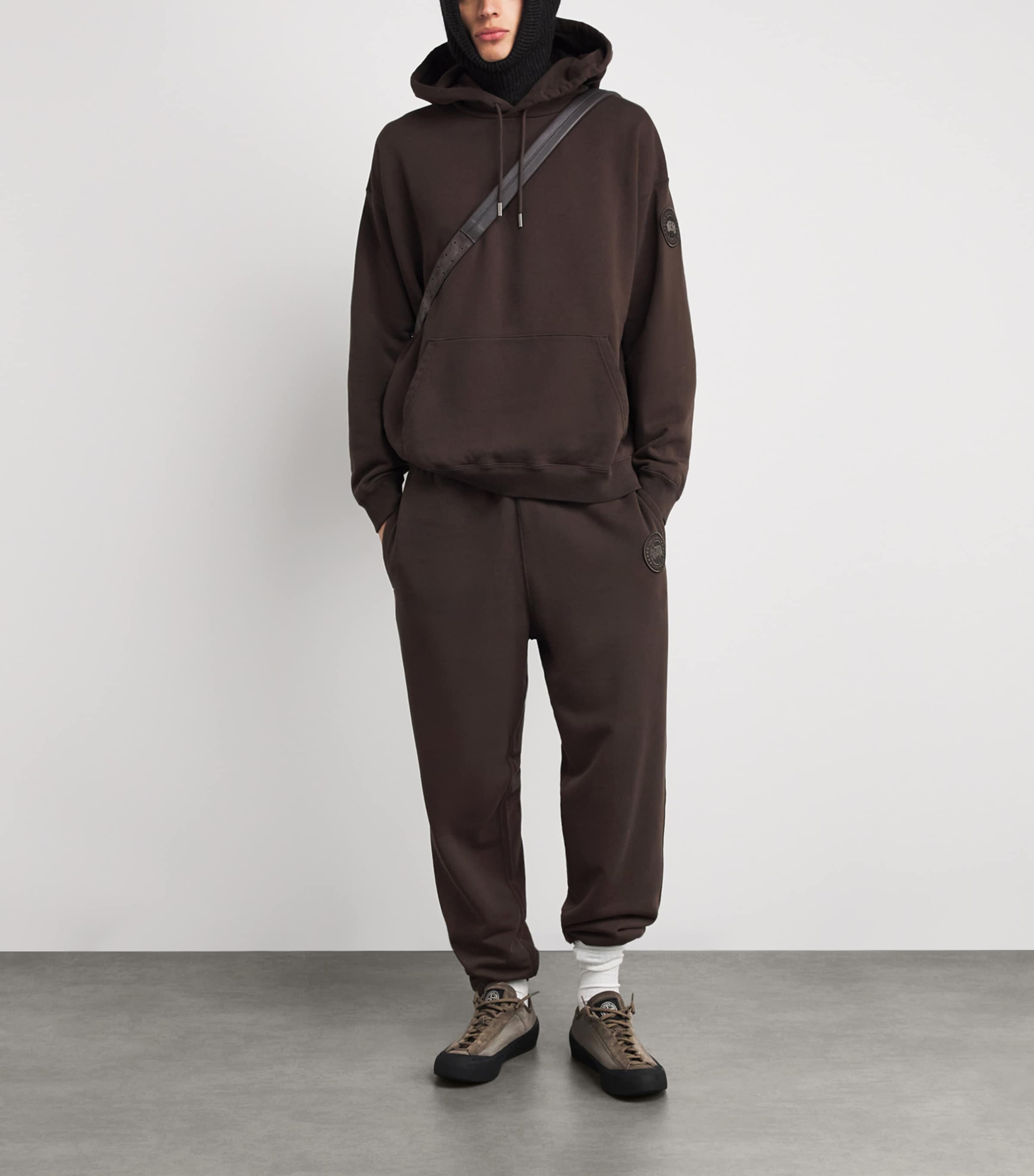 Canada Goose Mens Organic Cotton Tonal Rove Sweatpants Terra Image 2