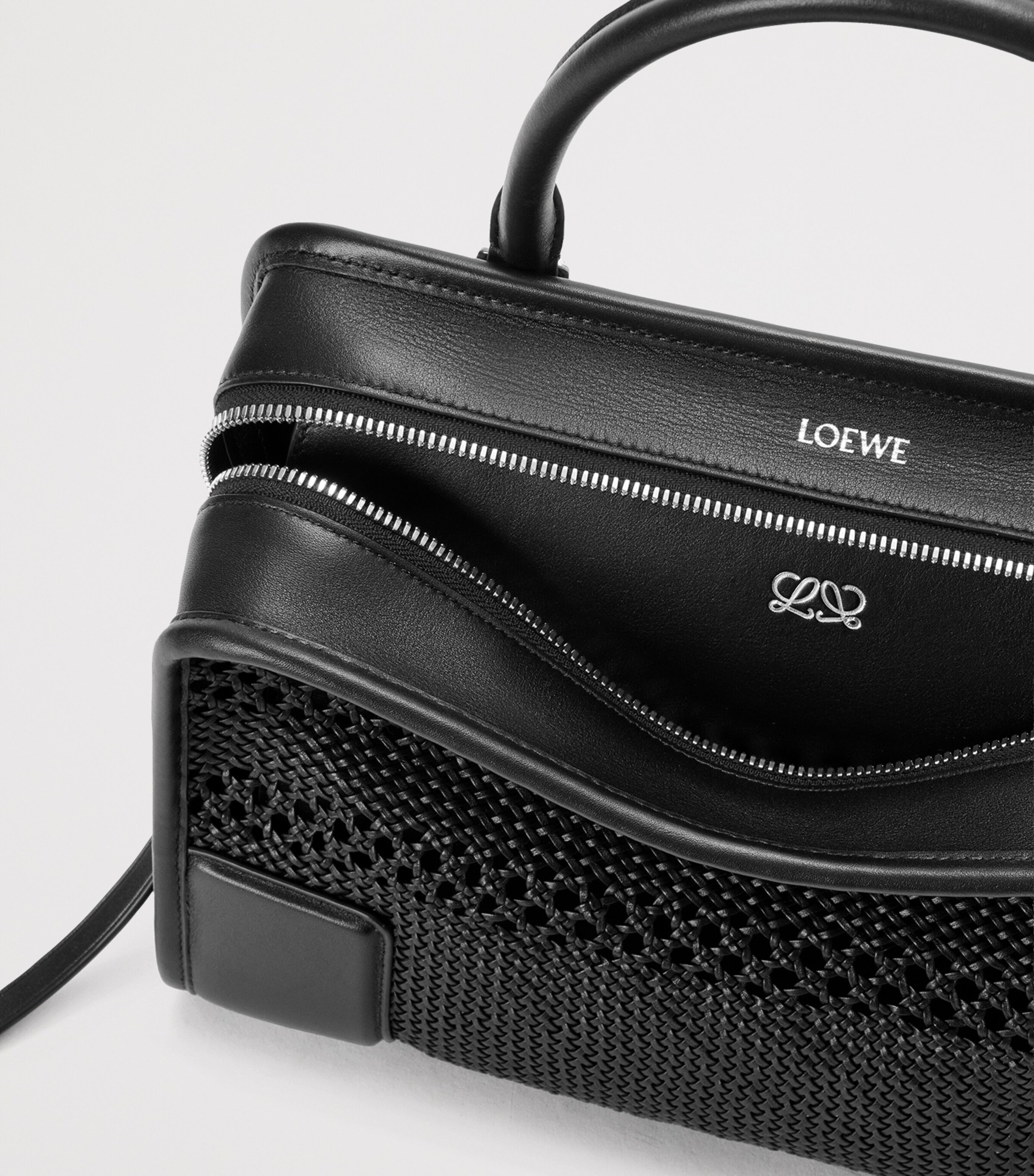 LOEWE Medium Woven Leather Amazona 180 Top-Handle Bag Black Image 7