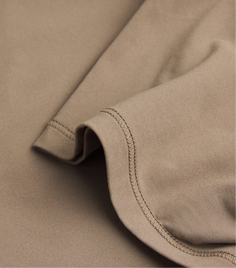 Fits Everybody Short-Sleeve T-Shirt TRUFFLE Image 4