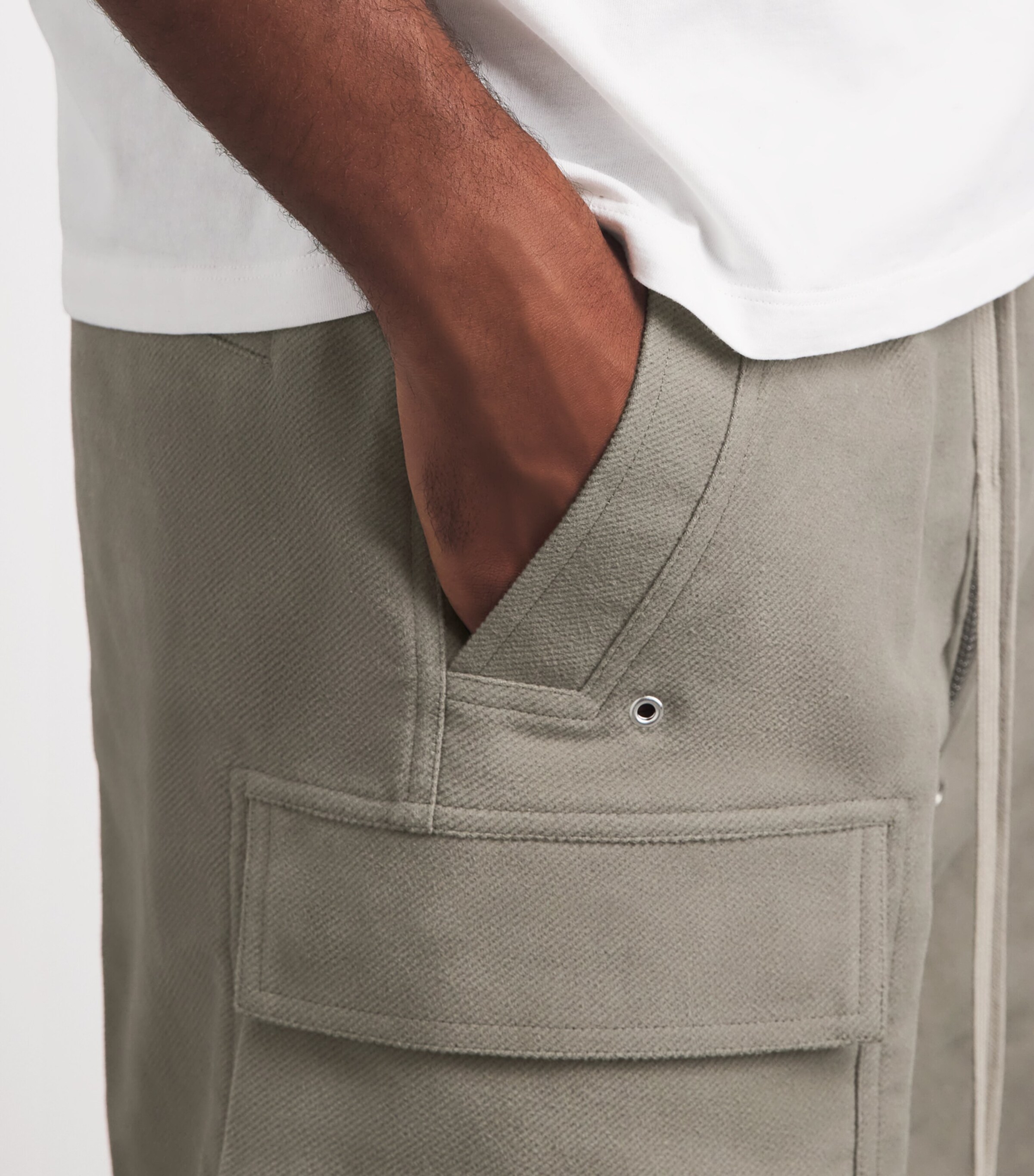 Rick Owens Mens Organic Cotton Cargobella Shorts Drk Pearl Image 3