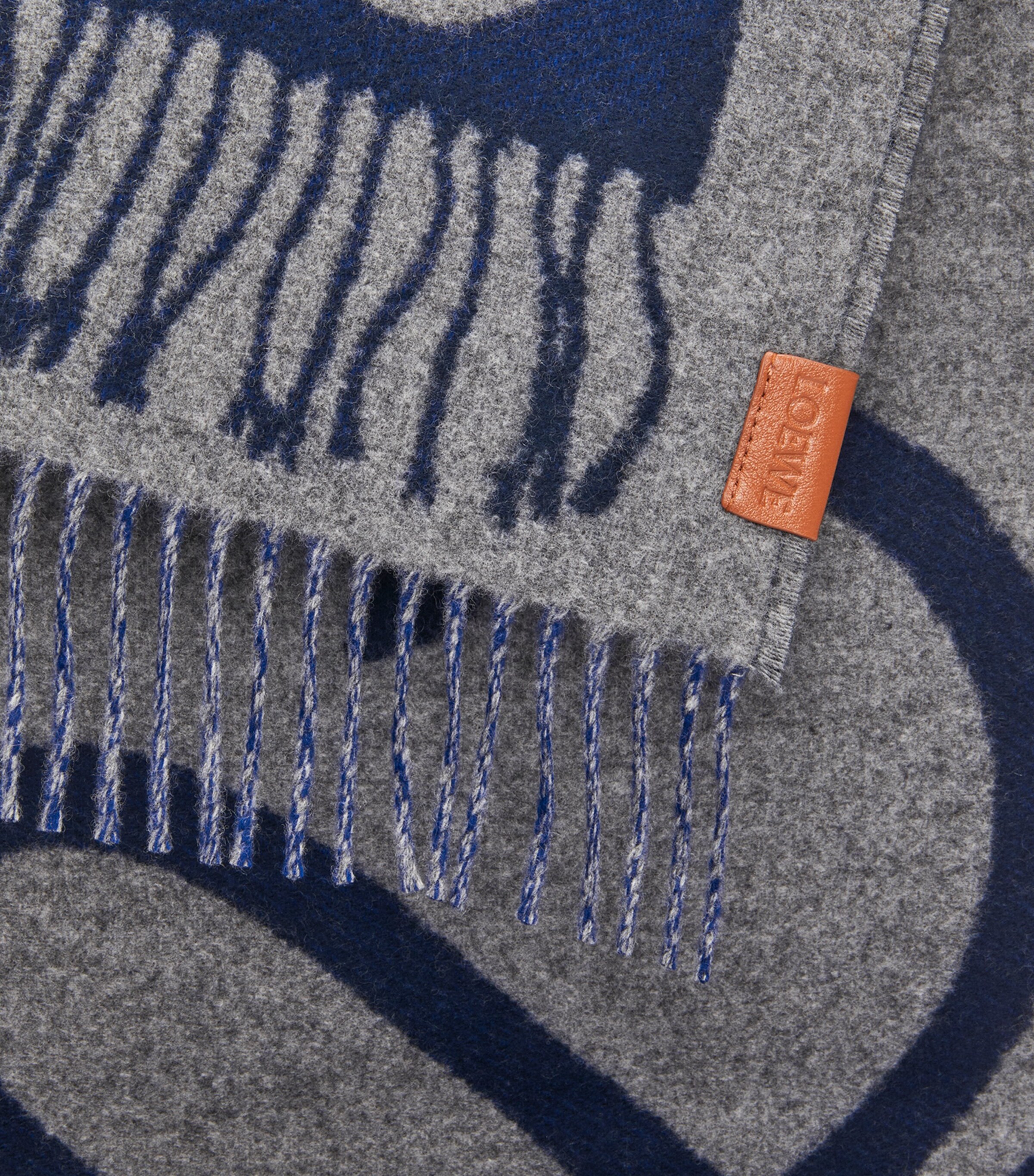 Wool-Cashmere Reversible Scarf BLUE/GREY Image 5