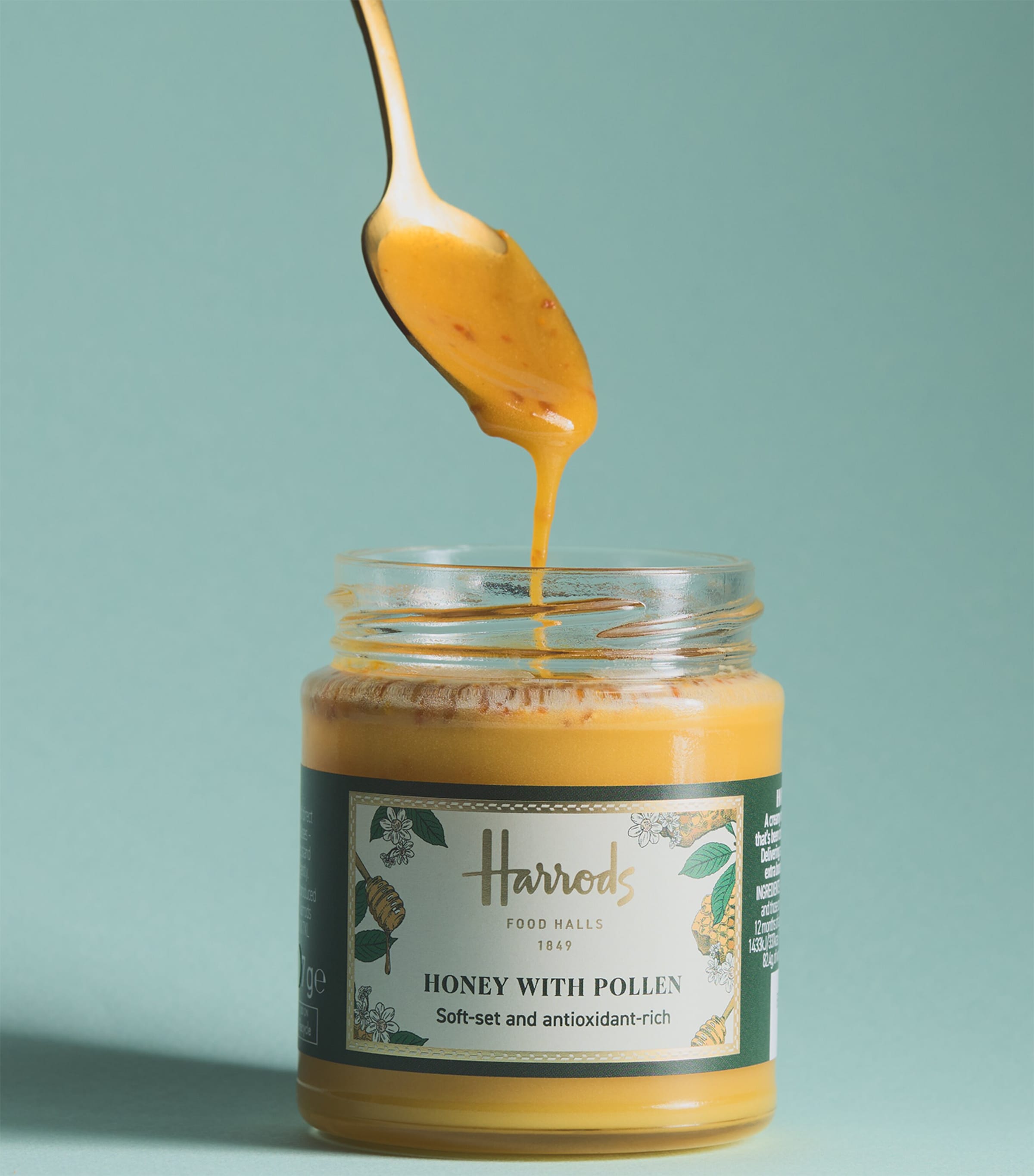 Harrods The Halal Hamper Image 4