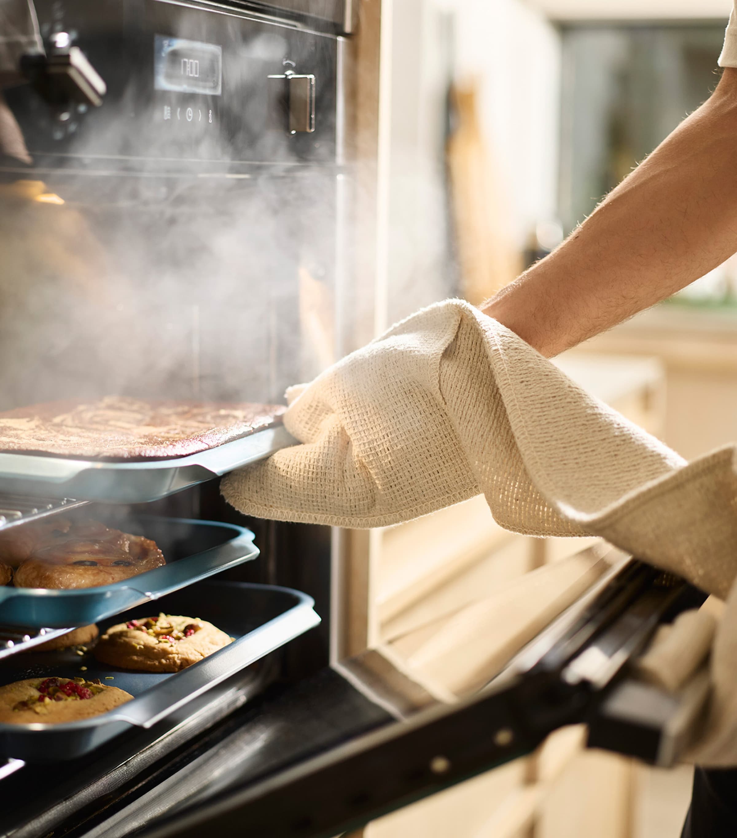 Set of 3 Non-Stick Nest Baking Trays BLUE Image 4