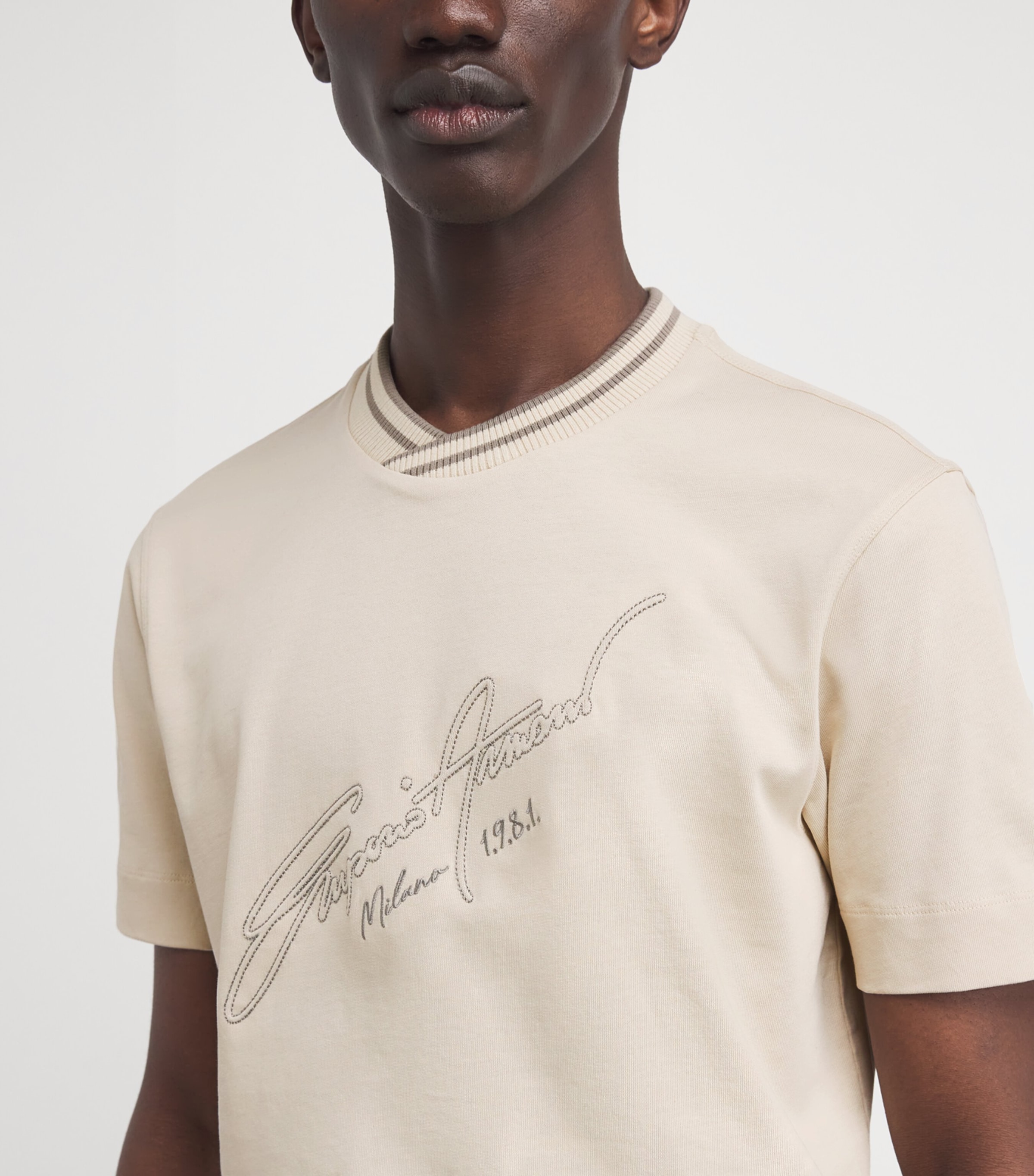 Cotton Embroidered Logo T-Shirt U1156 Image 6