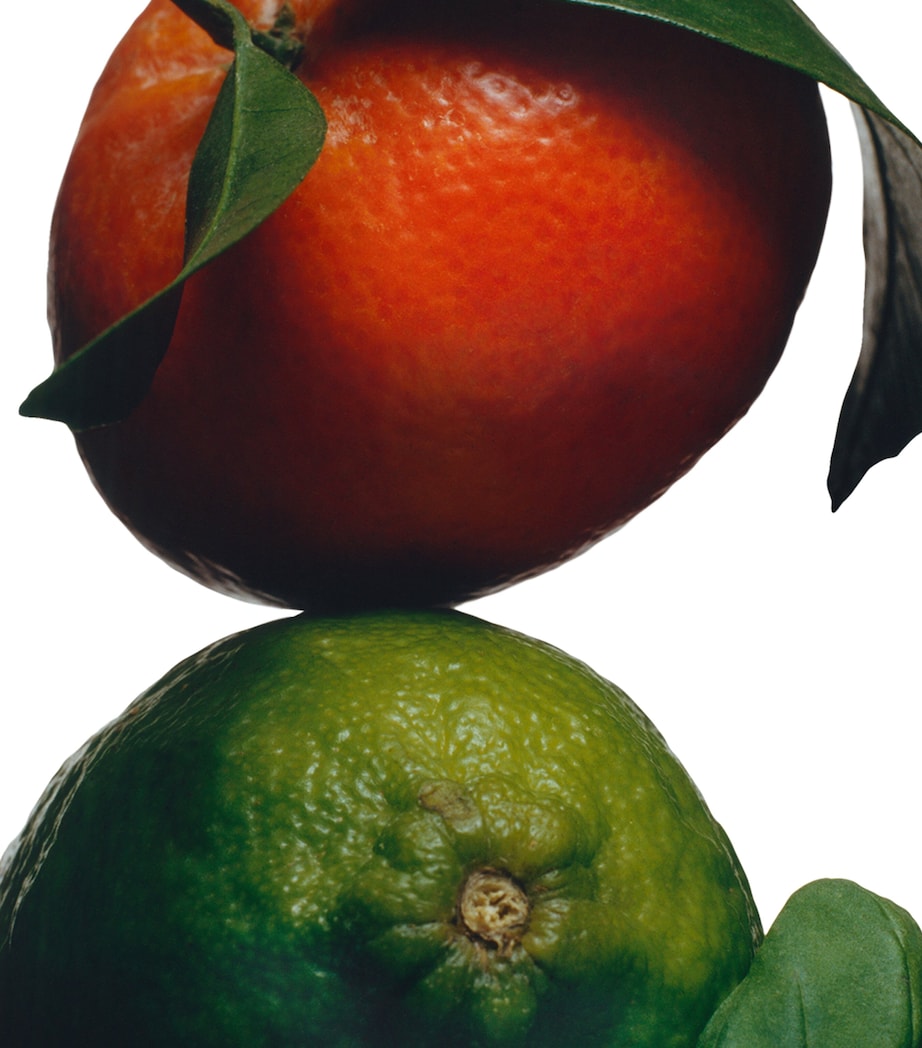 Lime Basil & Mandarin Exfoliating Shower Gel (200ml) NO COLOUR Image 3