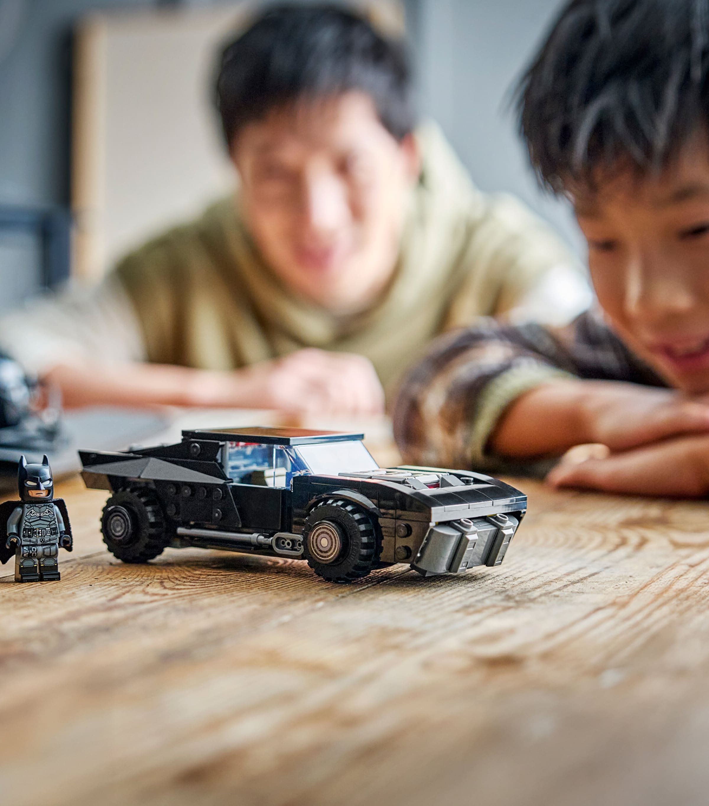 Lego LEGO DC The Batman Batmobile 76332 Image 2