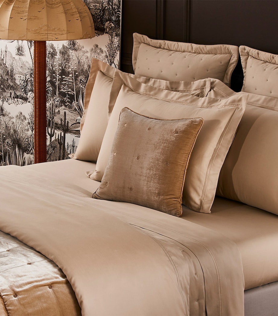 Triomphe Dune Bedcover (250cm x 250cm) DUNE Image 2