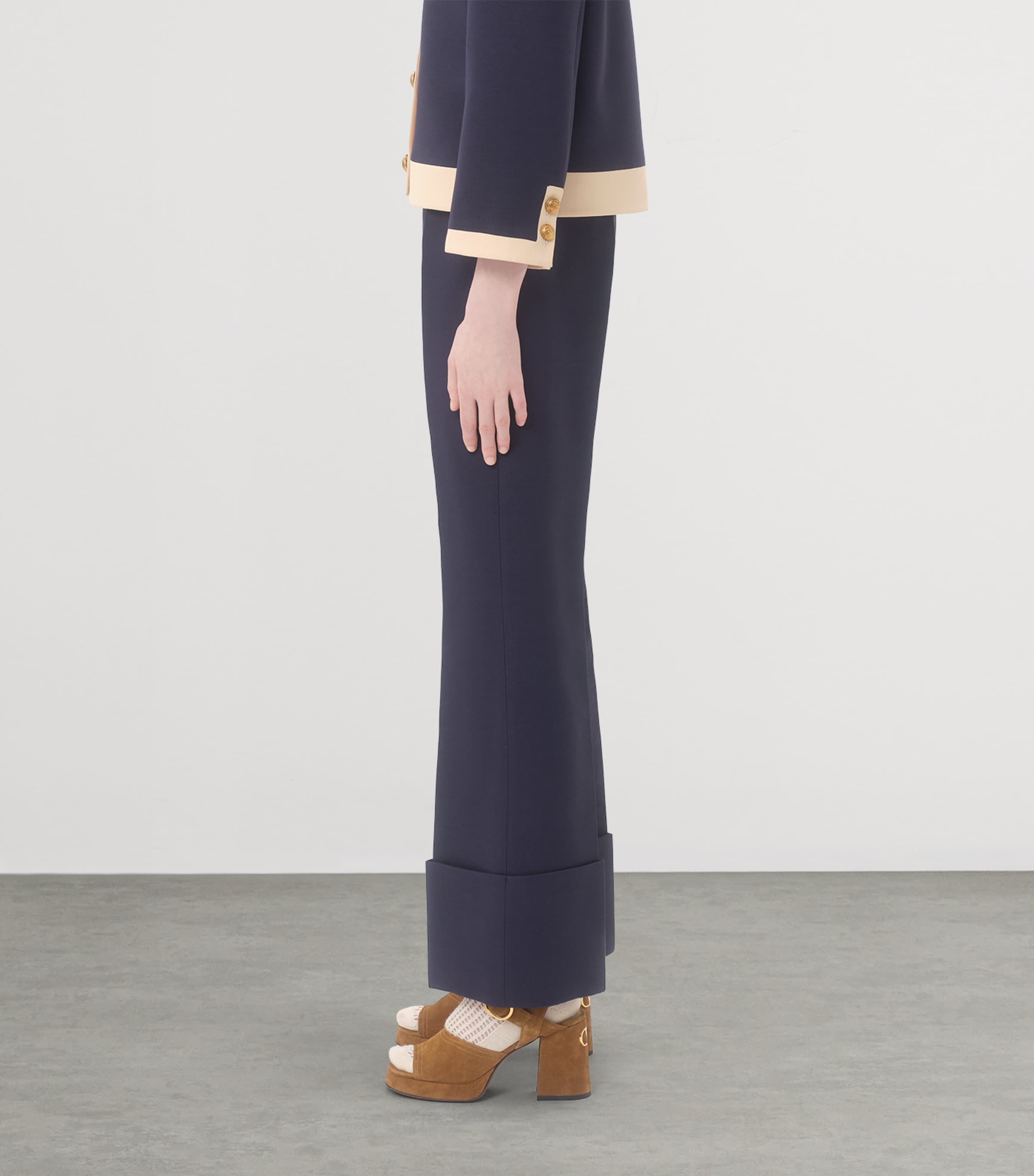 Wool-Silk Flared Trousers D51 Image 3