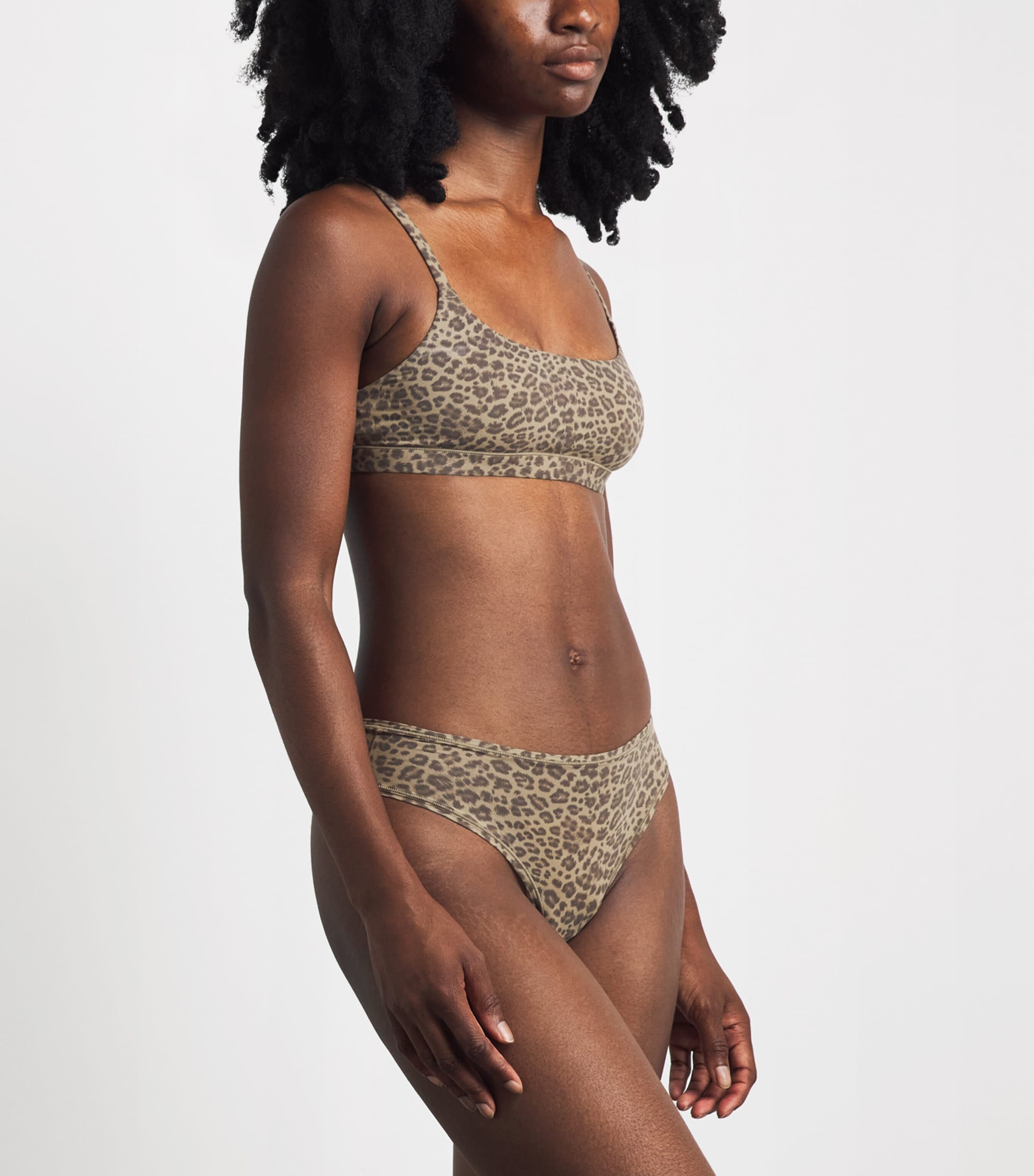 Skims Womens Fits Everybody Scoop-Neck Bralette Desert Lprd Ink Prnt Image 2