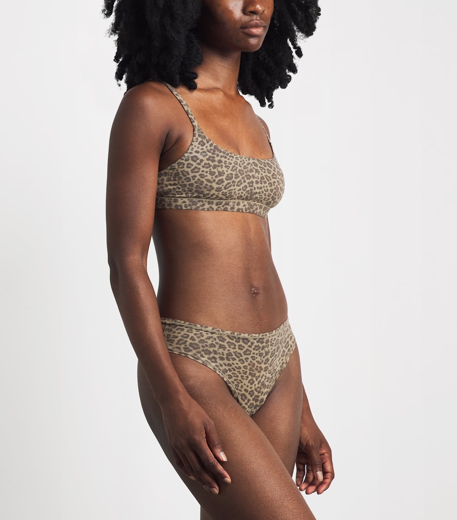 Skims Womens Fits Everybody Scoop-Neck Bralette Desert Lprd Ink Prnt Image 2