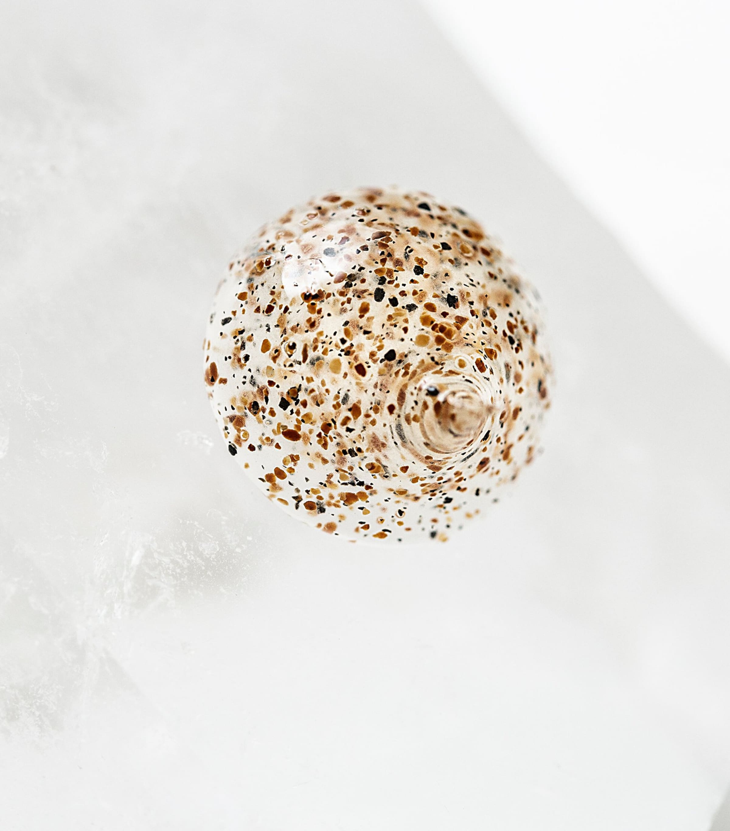 Volcanic Exfoliator (60ml) NO COLOUR Image 2