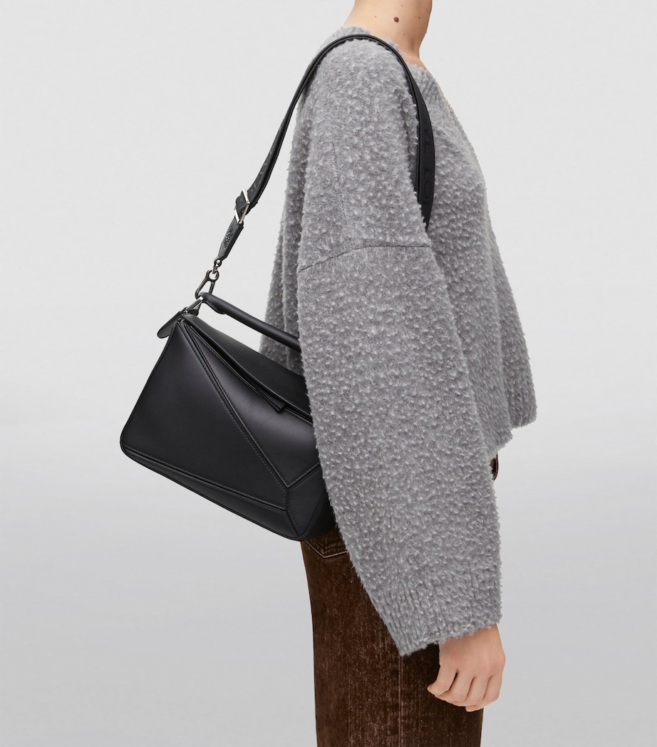 Leather Puzzle Edge Top-Handle Bag BLACK Image 3