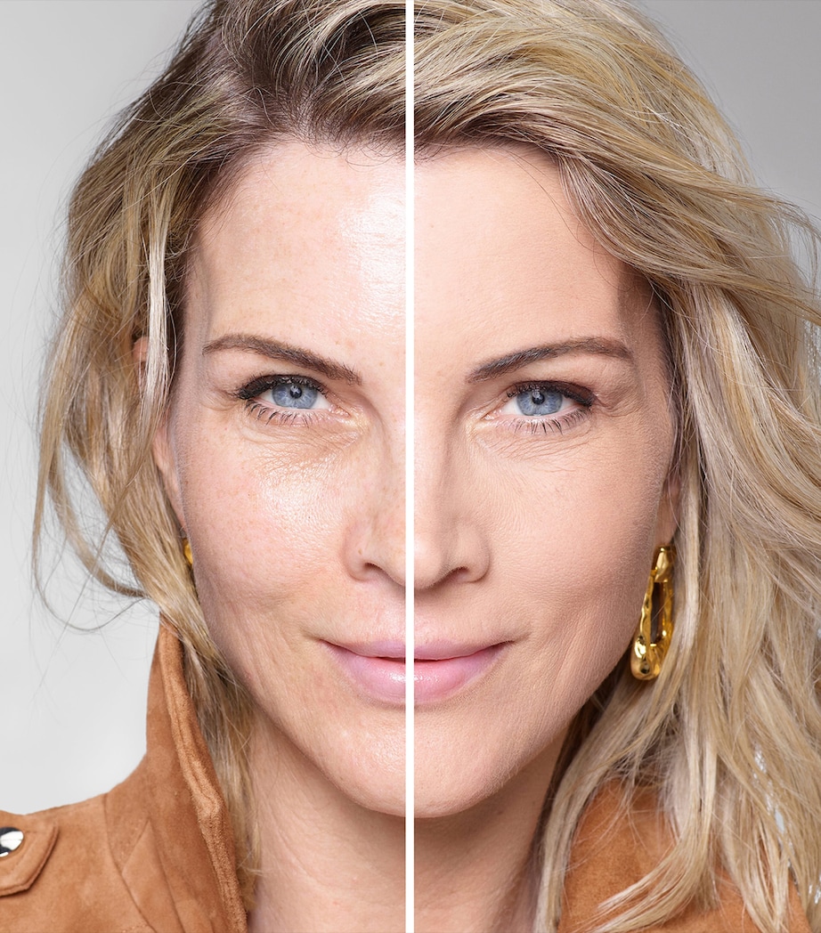 Teint Idole Ultra Wear Foundation 220C Image 3