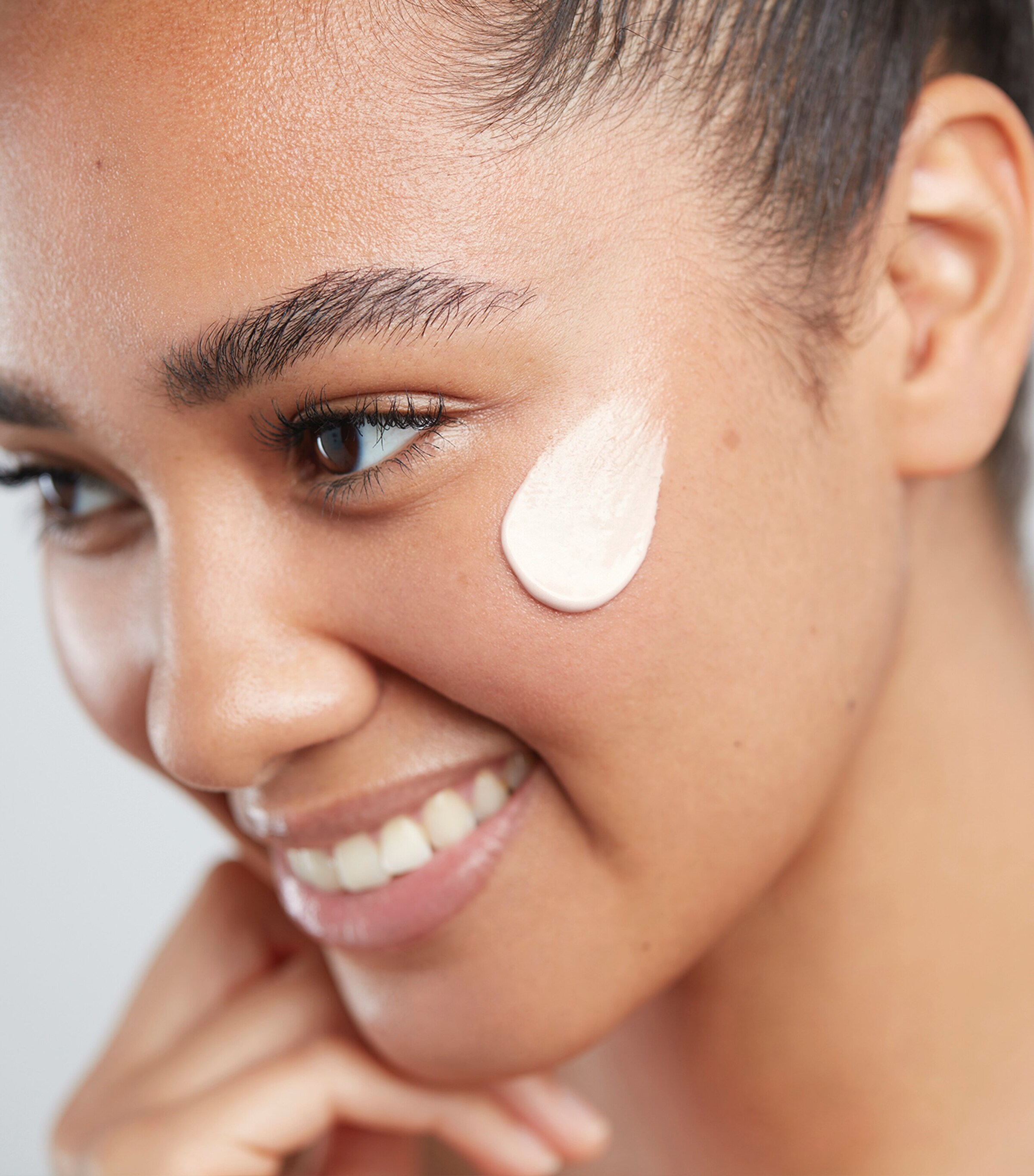 Superfood Glow Priming Moisturiser (60ml) NO COLOUR Image 7